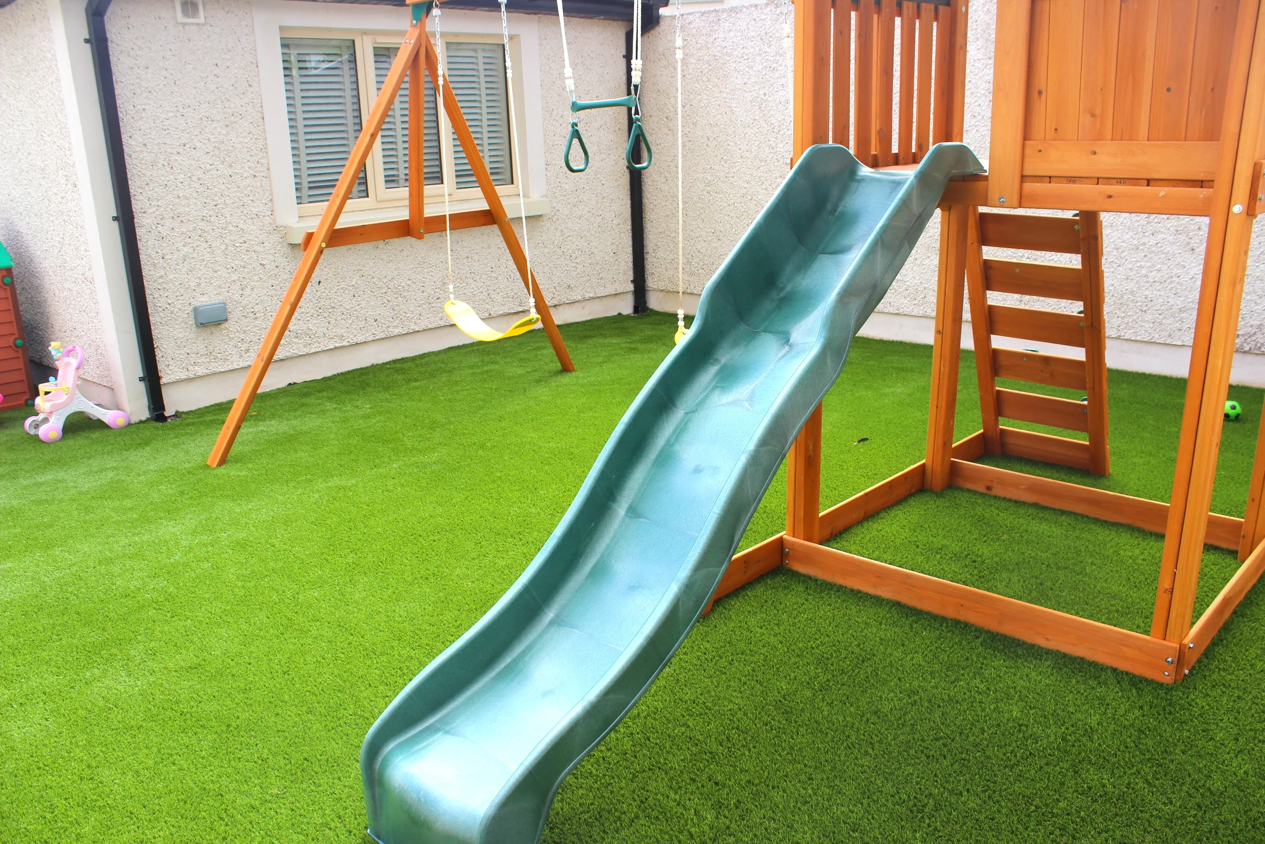 Family lawn installation 