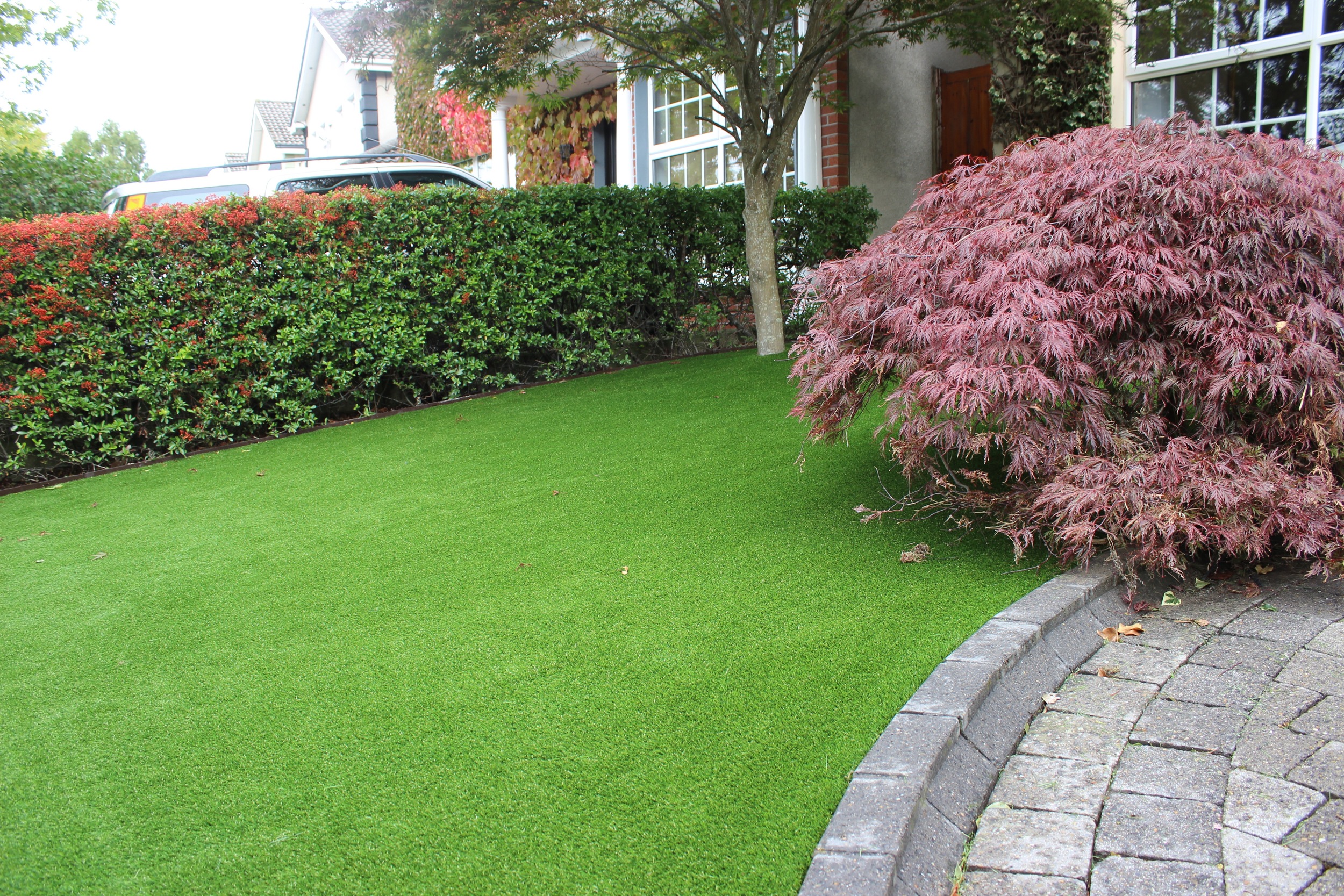 artificial grass and edging