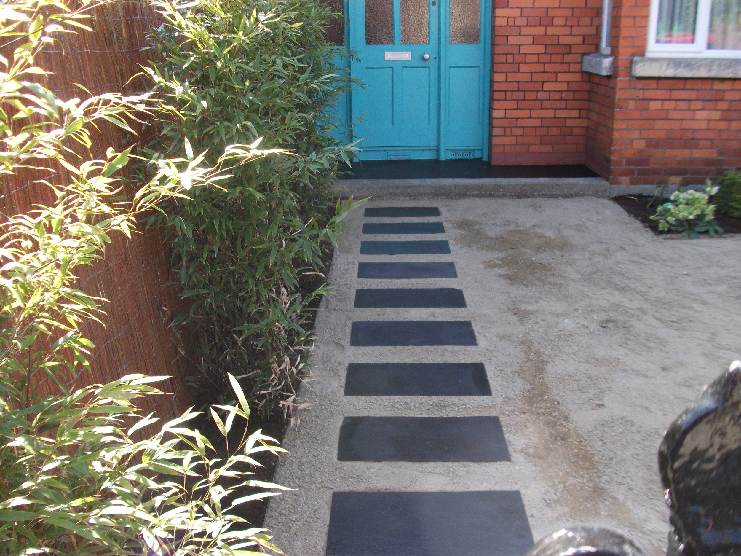 garden path to door.jpg