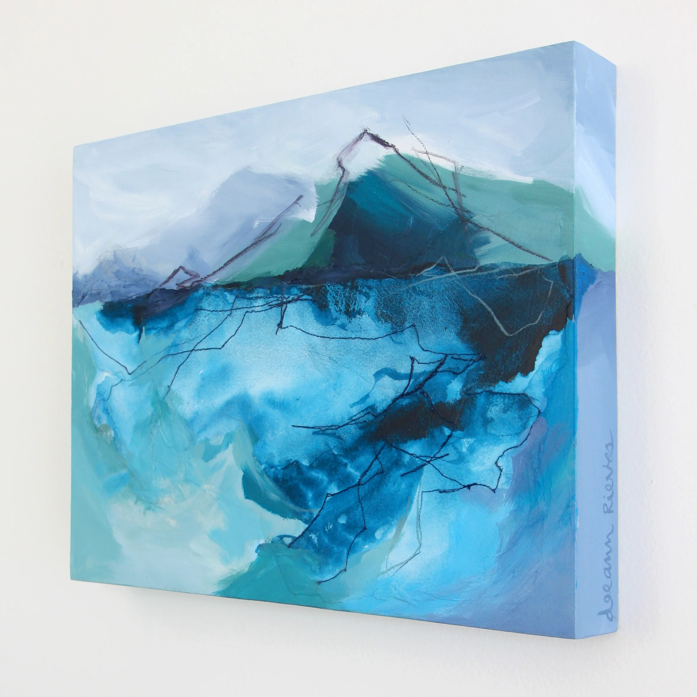 MountainSide1.jpg