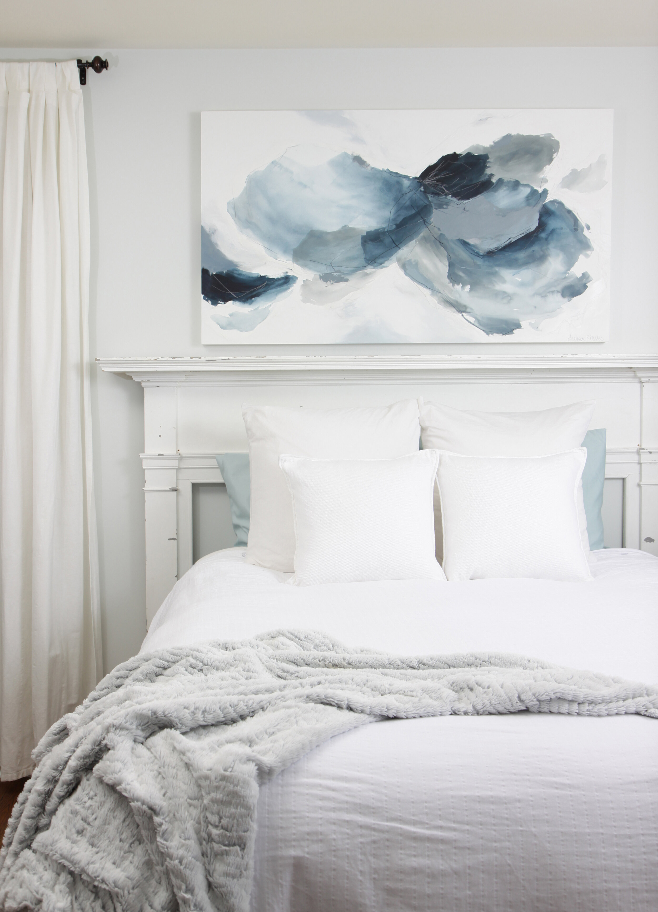 Deeann-Rieves-Abstract-Painting-Above-Bed-Blues.jpg