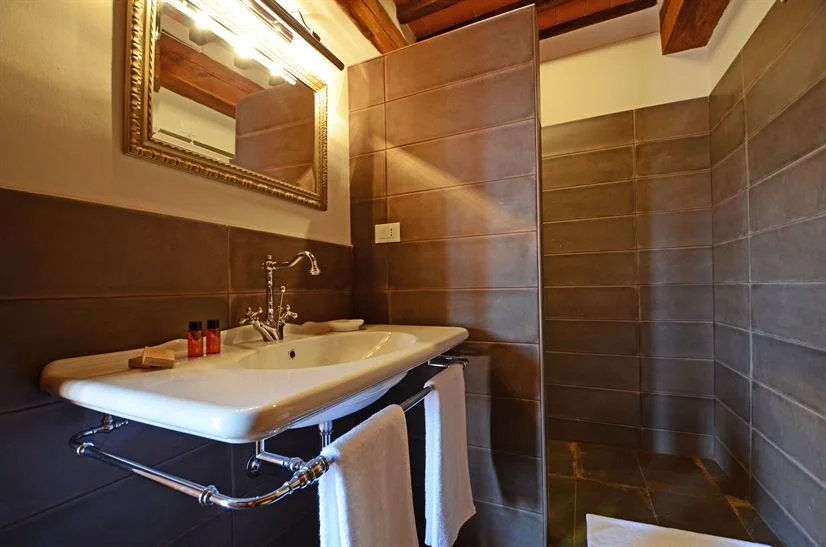 Giacinta bath 1.jpg