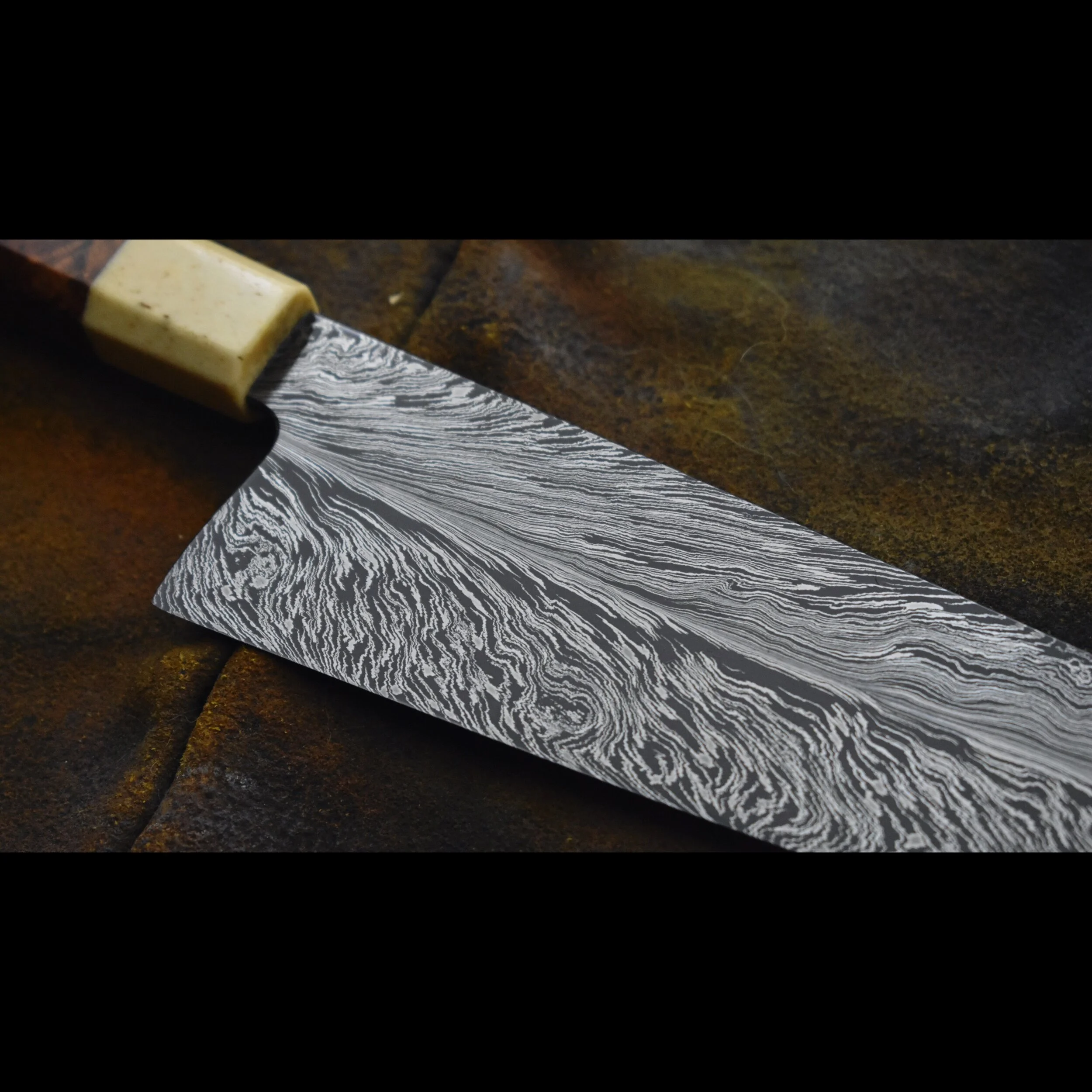 66198F4C-E14B-4544-BBDA-5721A030BFCE