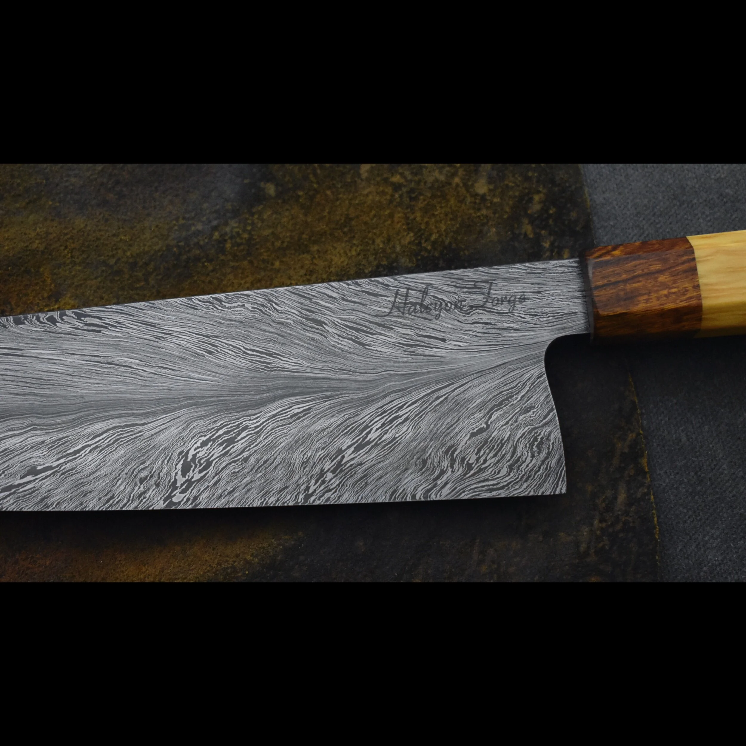 574E9C87-8884-48A8-808C-A00B242FFE56