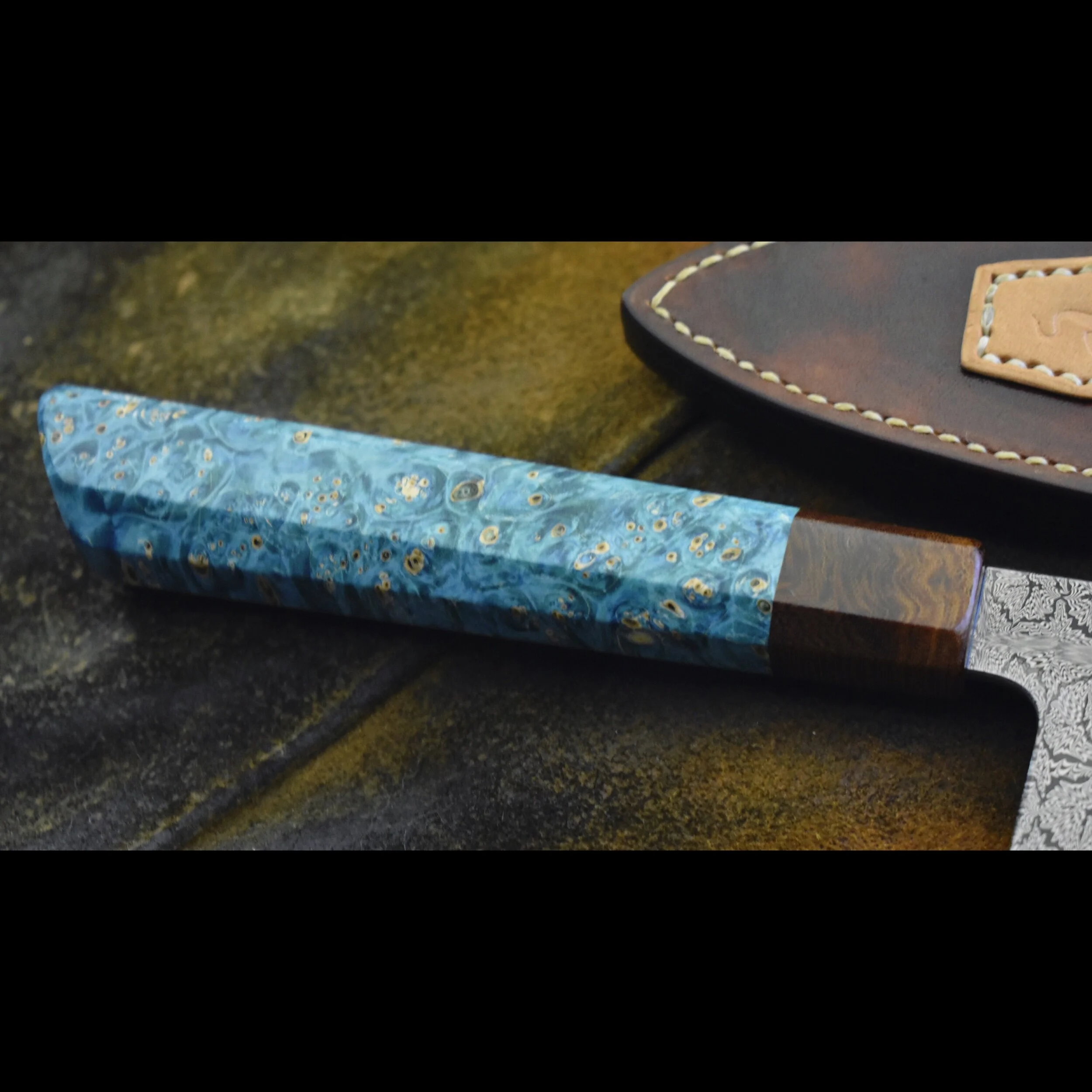 FE776B87-3660-4E7E-B259-82F3273514CC