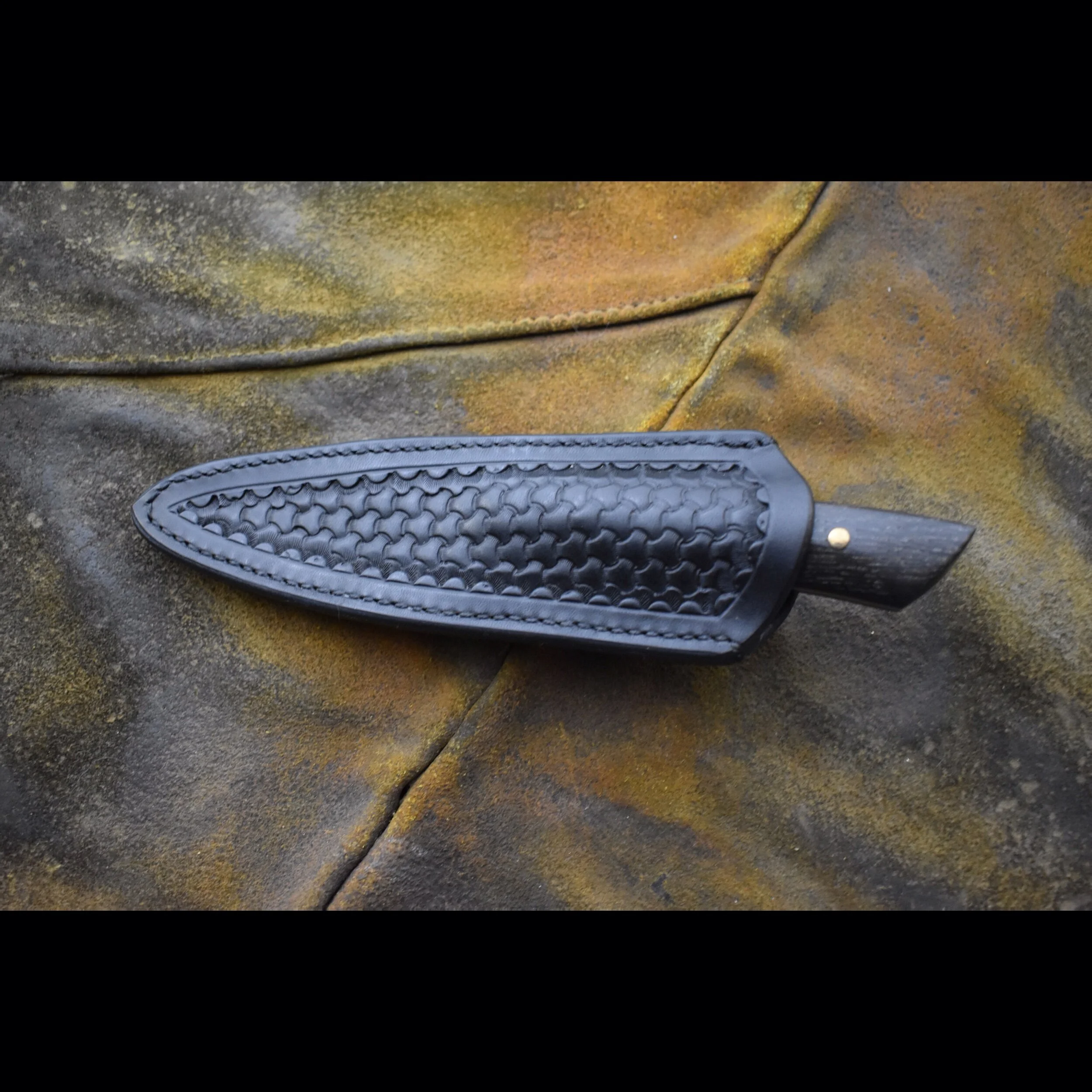 2CE8C3D6-5B14-4172-B298-73017CF3B444