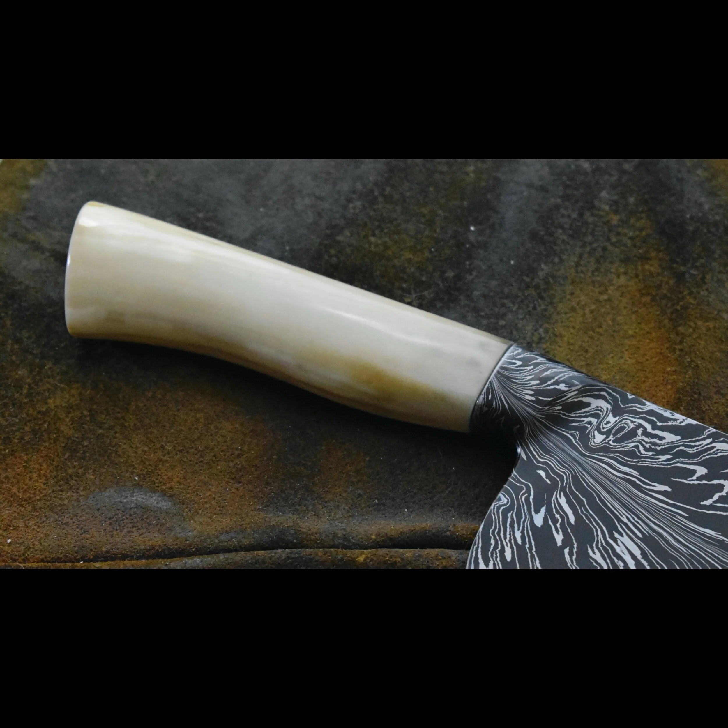 C7343DF7-1860-4DEA-B637-D7D5B39EDB09