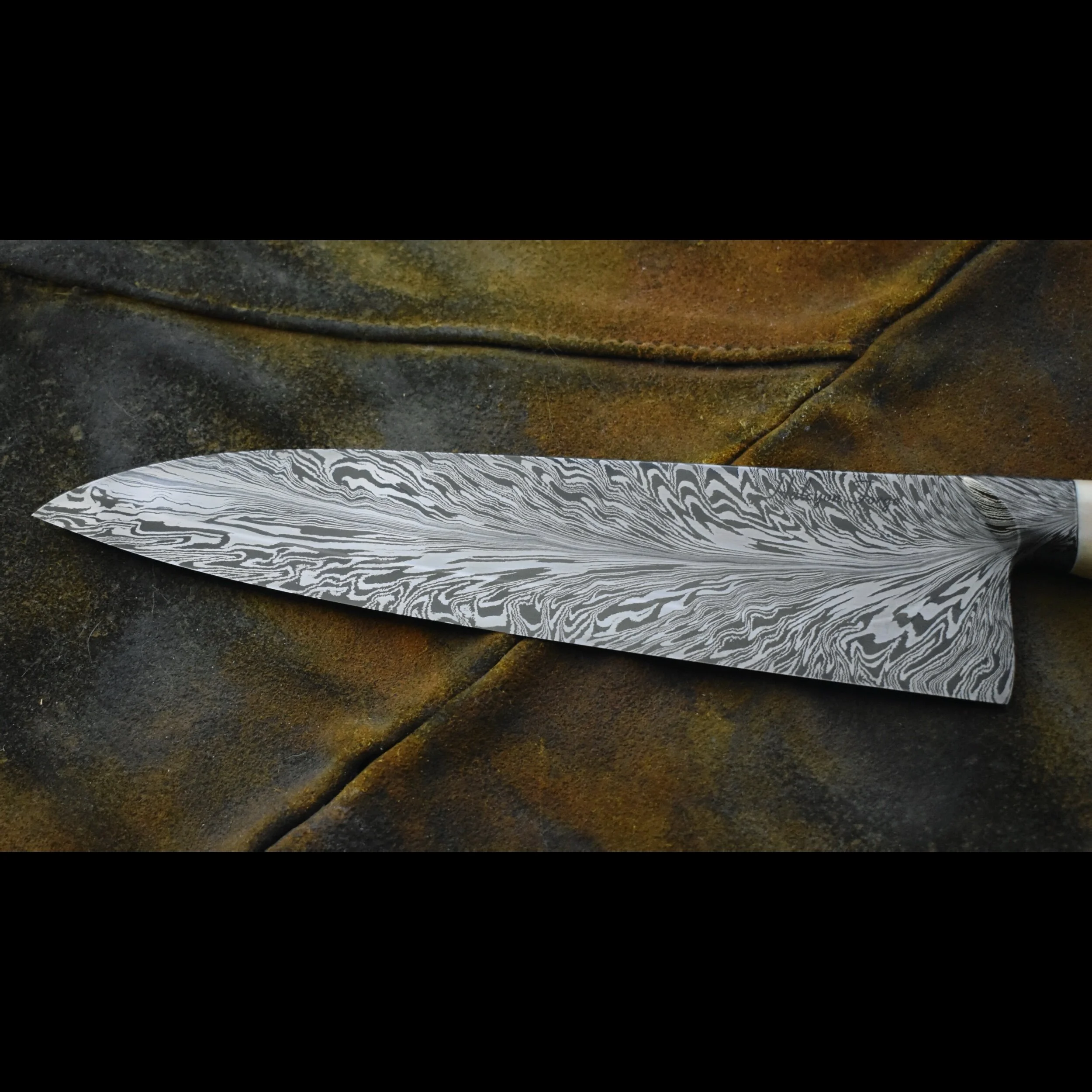 3C2E3BB0-9360-427D-BFDD-1D6D1B091E48