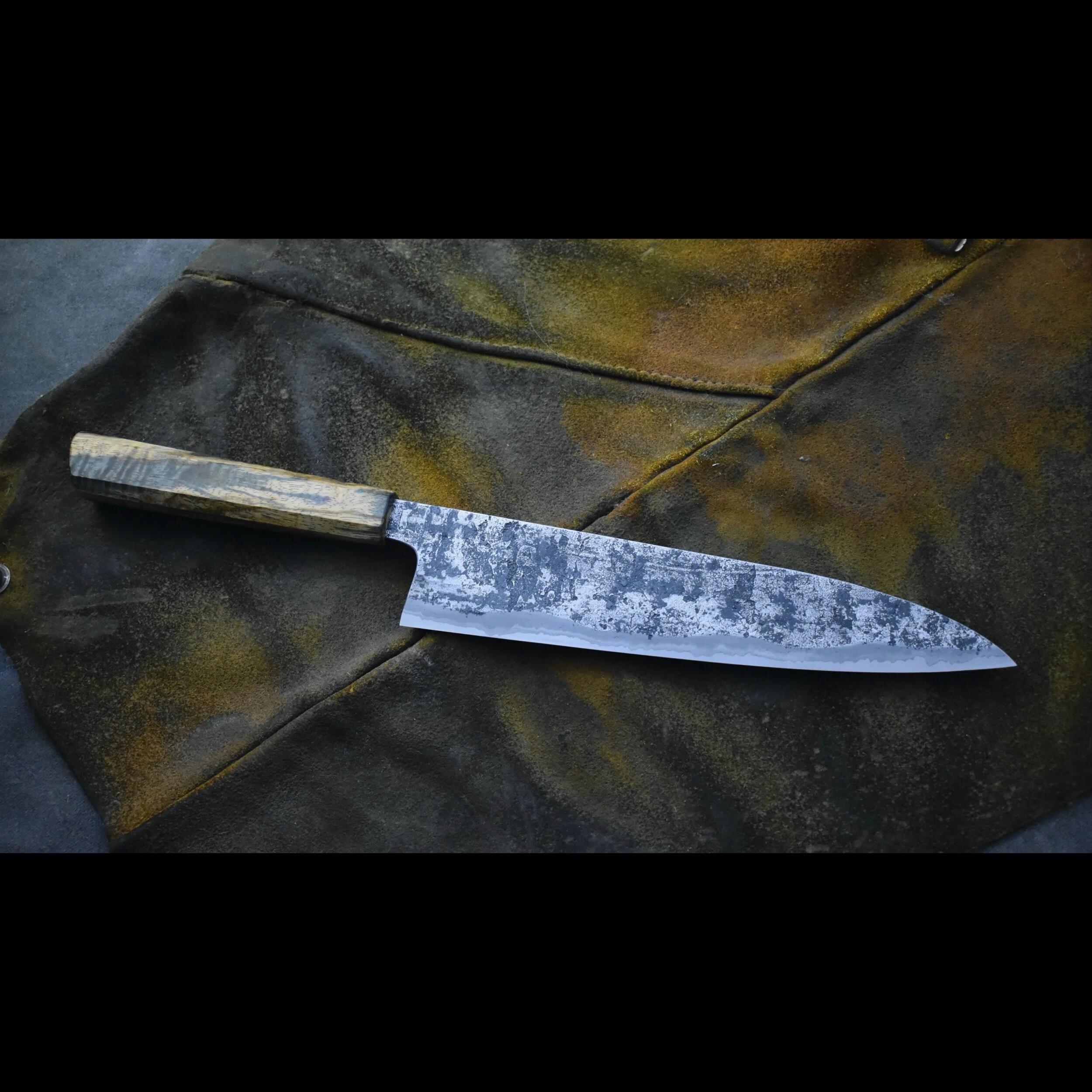 AAD540DC-52F2-435E-82BC-EC00847669CD