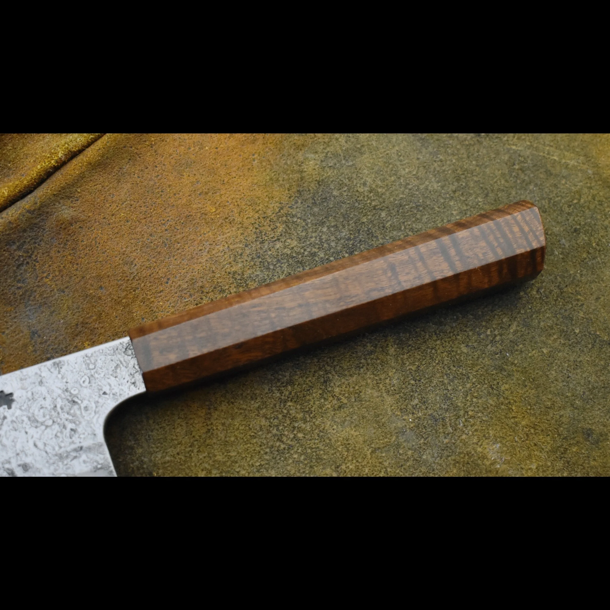 C14499E7-2775-4D77-B38A-86EC0326154B