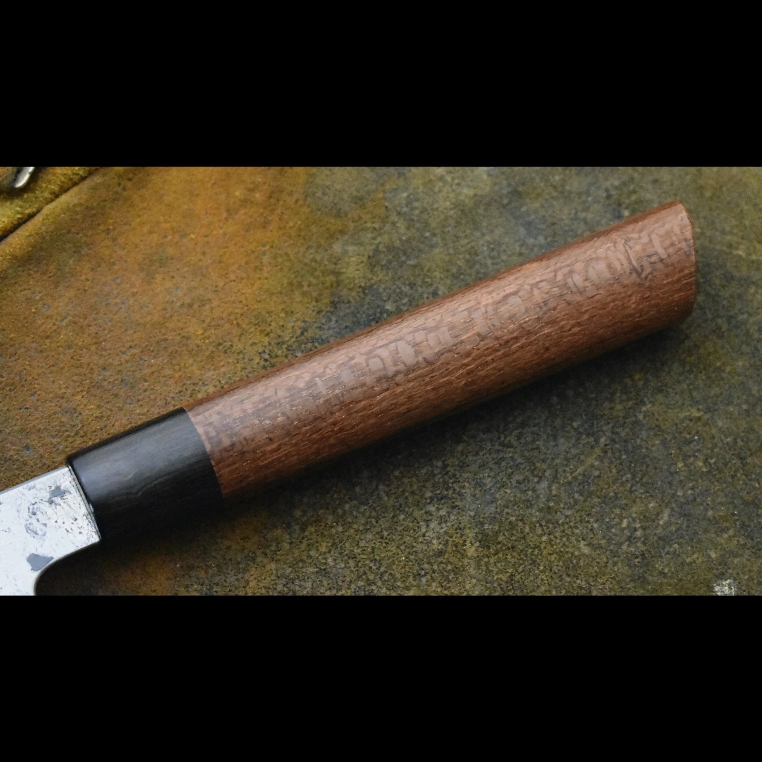 0712DF8D-B1EE-4999-9A8C-0FDA39759E2C