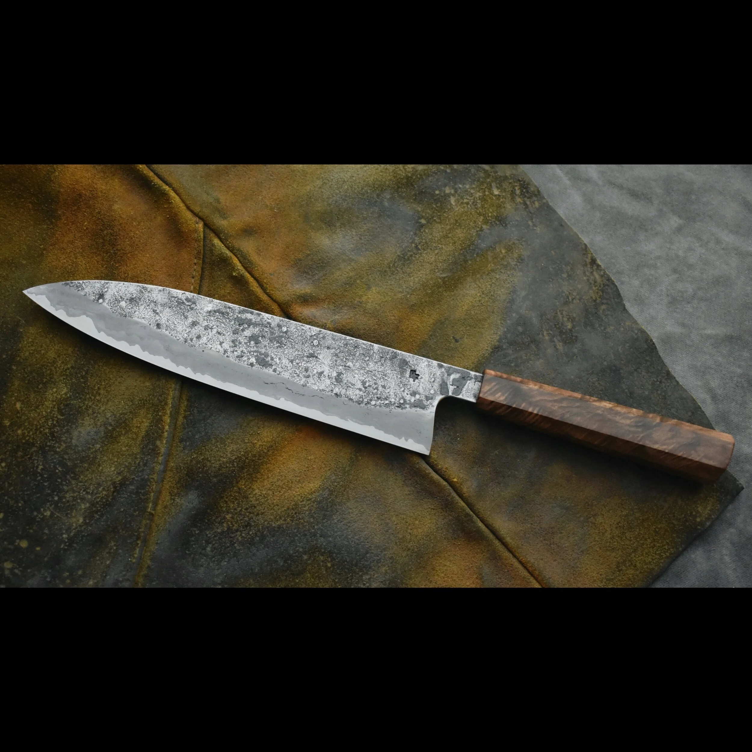 C188067D-0FDE-435E-BF81-A1BDAE13CA30