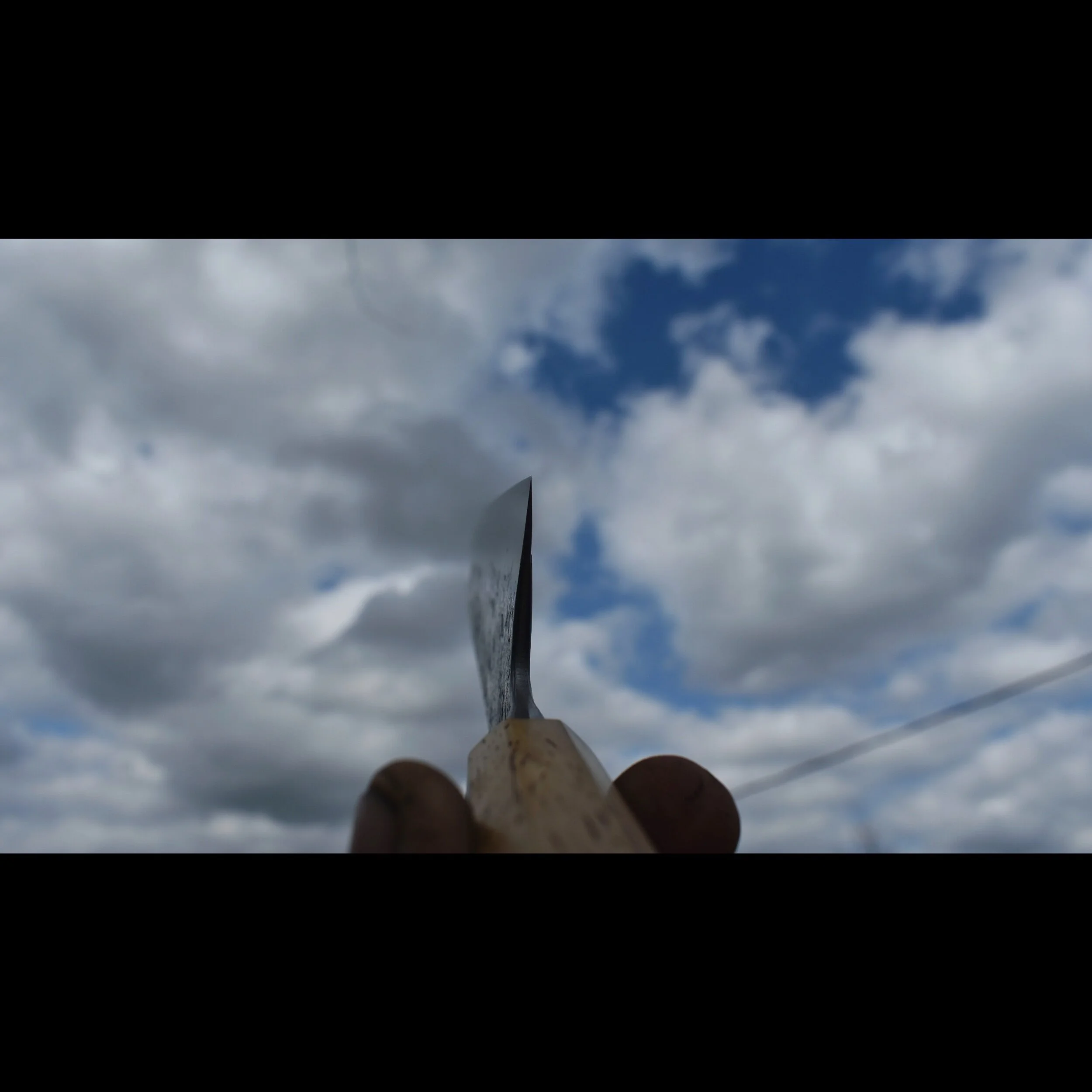 930B5BEB-E555-447F-AFB3-6C367E42E130