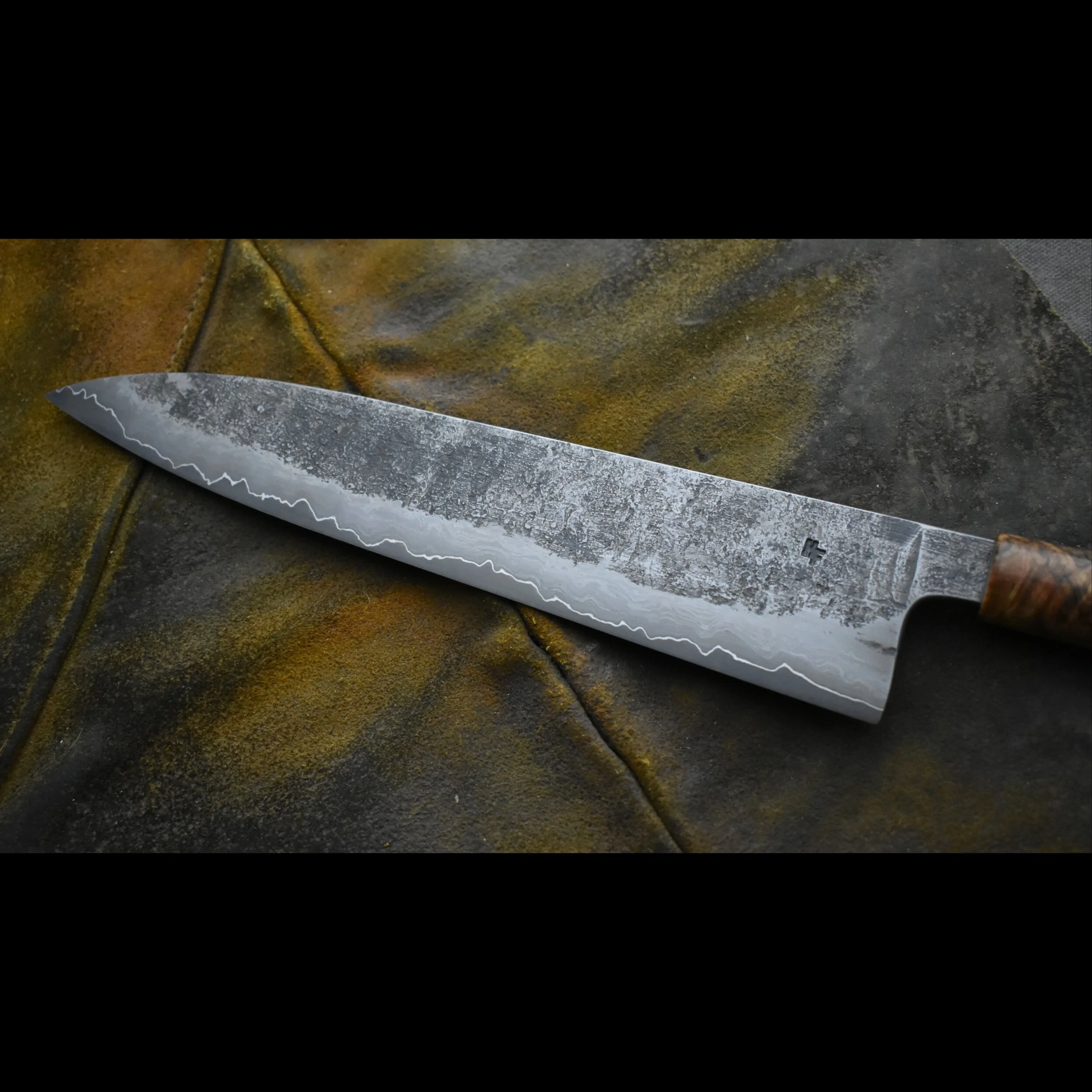 BCFF798F-ECD7-4904-A420-8C49BCF3B642