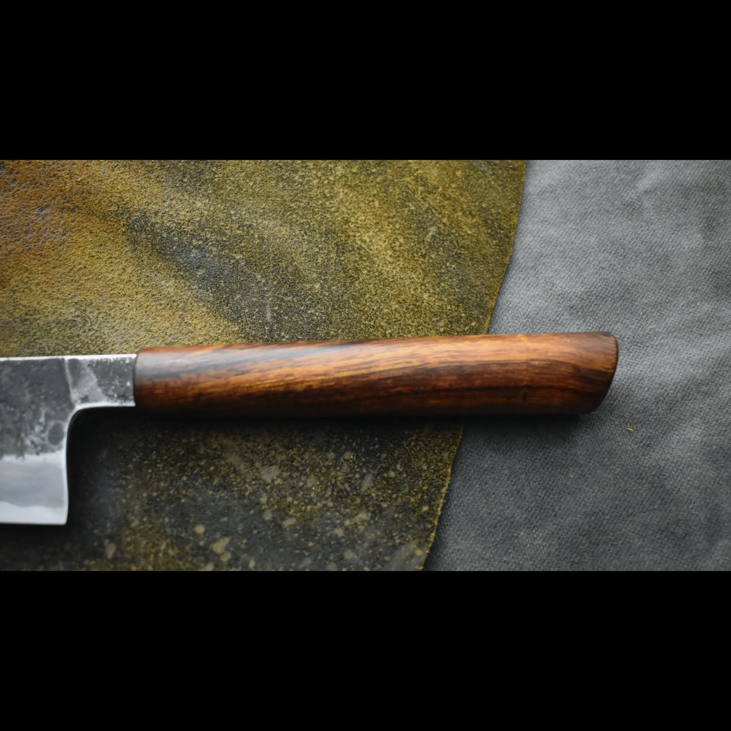 9A07ADE2-4EE2-4CEE-BE14-F4135385C24D