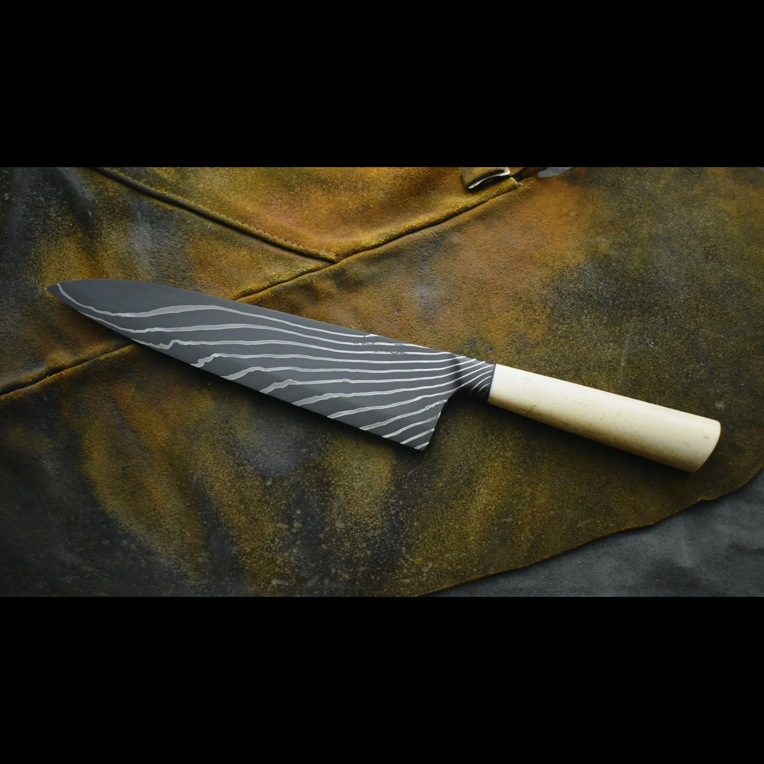 6627850F-96CE-4170-A9AC-9678222FC7F3