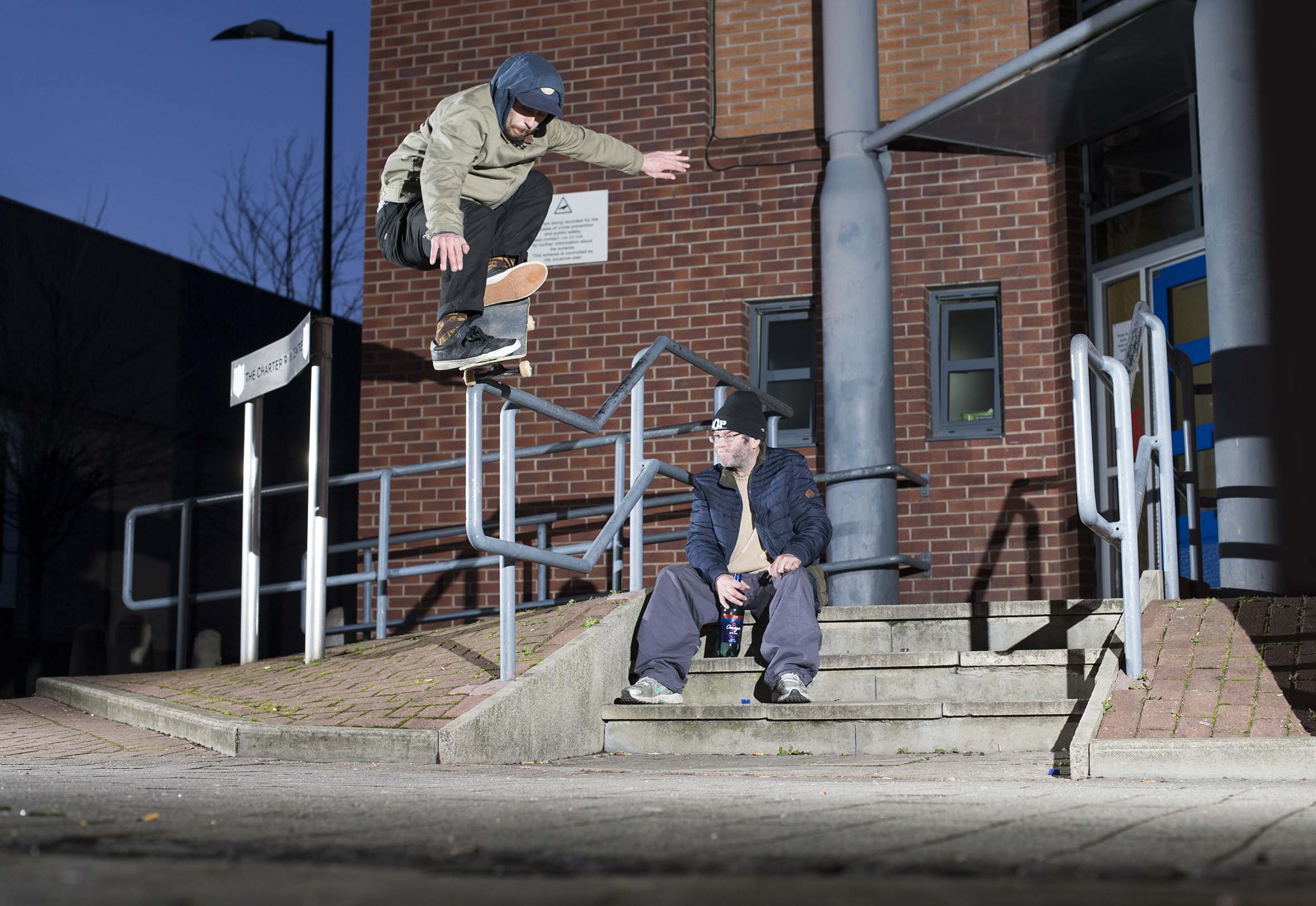 Harry Lintell - frontside nosegrind