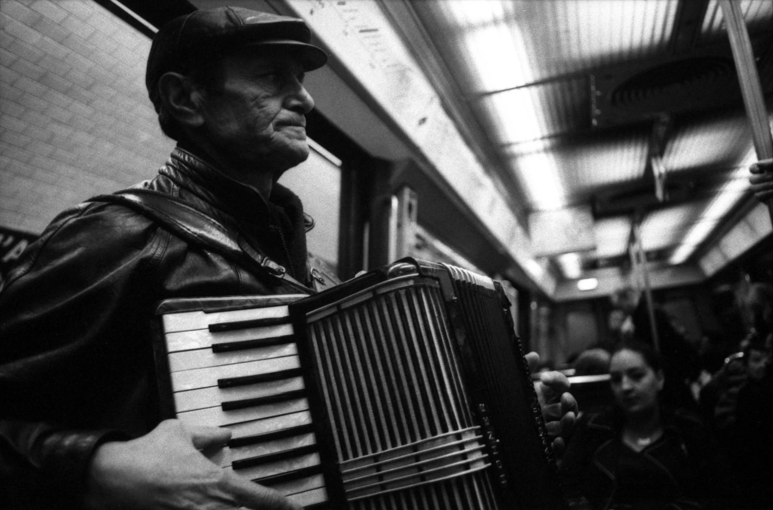 Shot on a Minolta X-300. Paris, 2010.