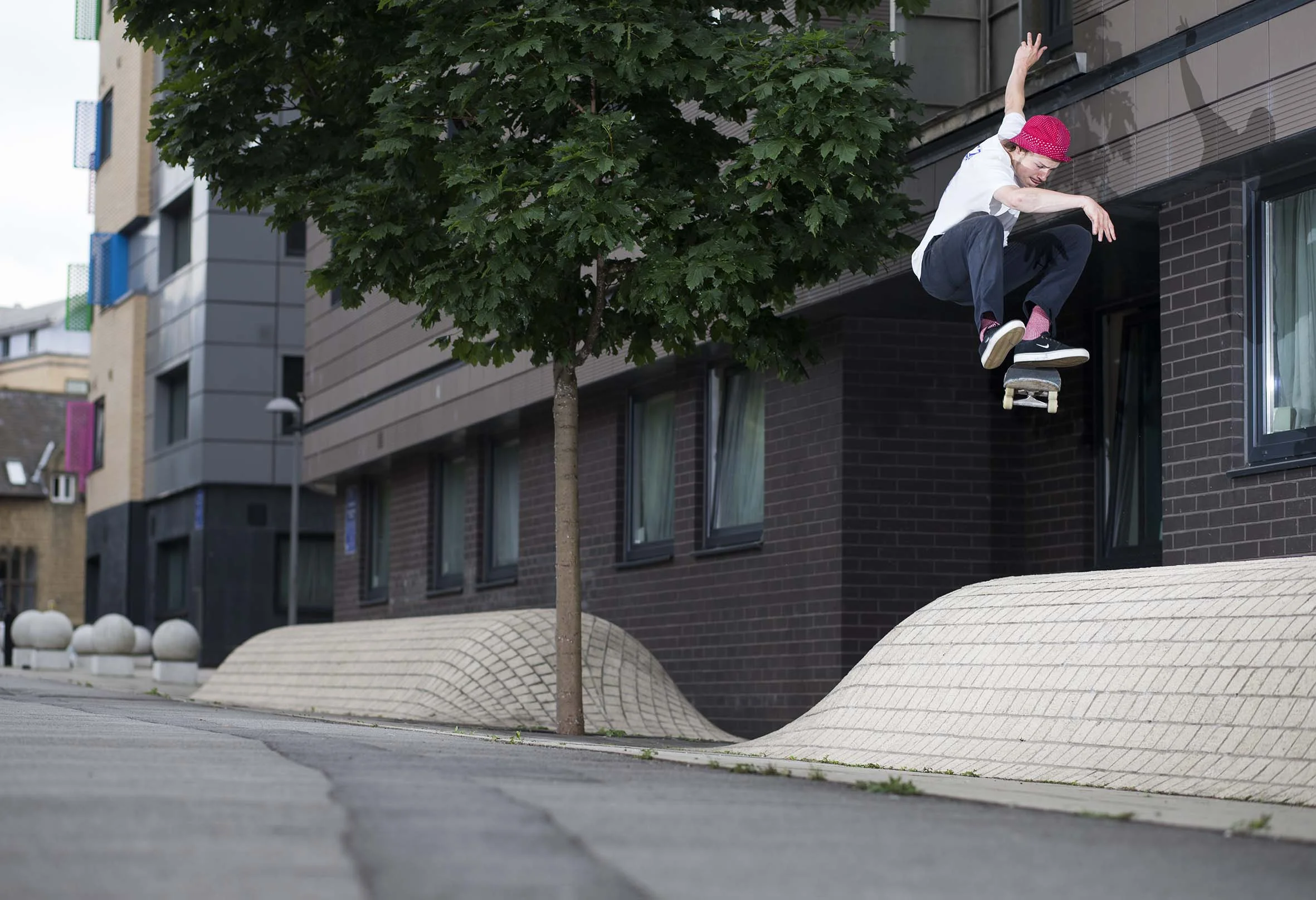 Vaughan Jones - kickflip