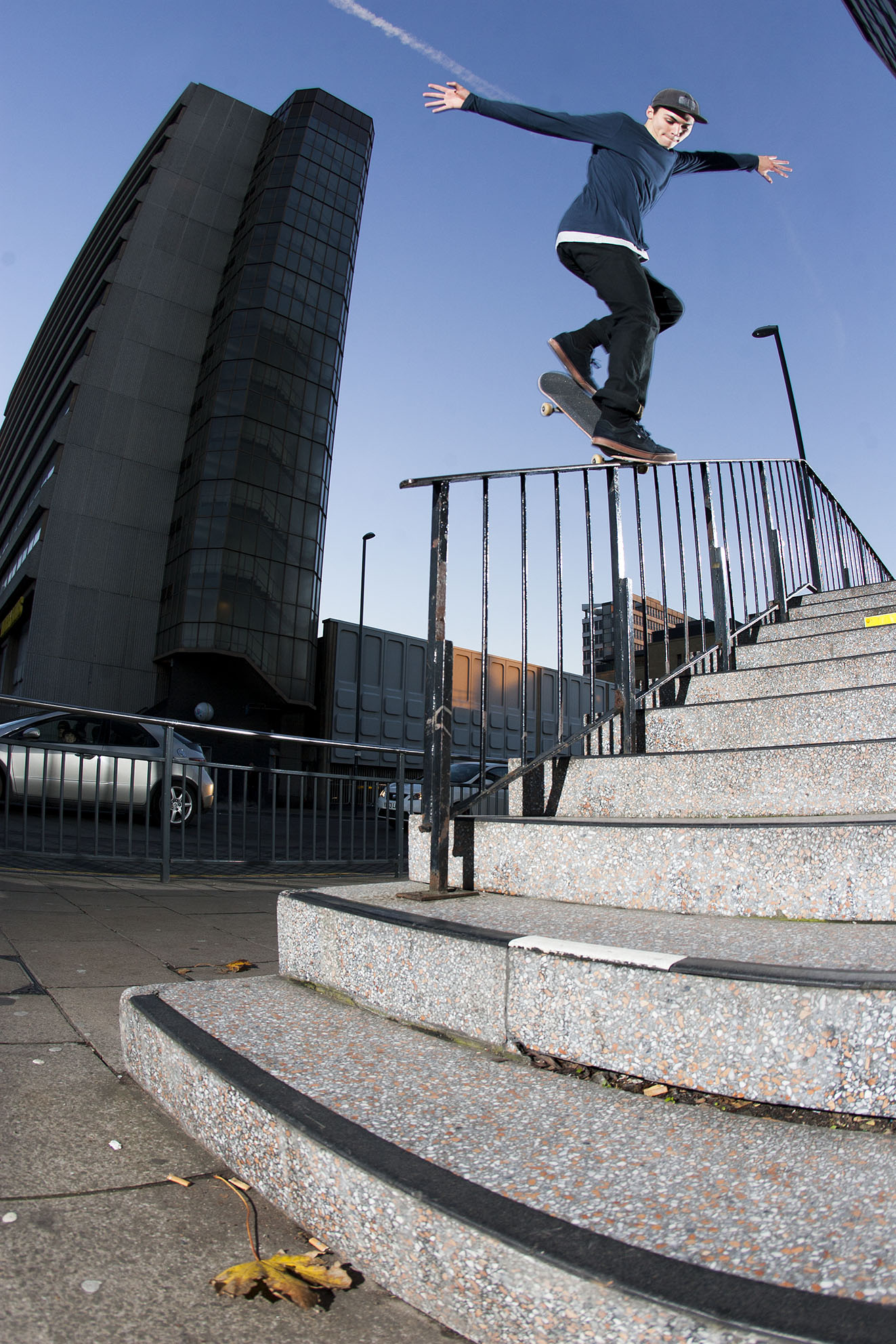 Manny Lopez - backside noseblunt