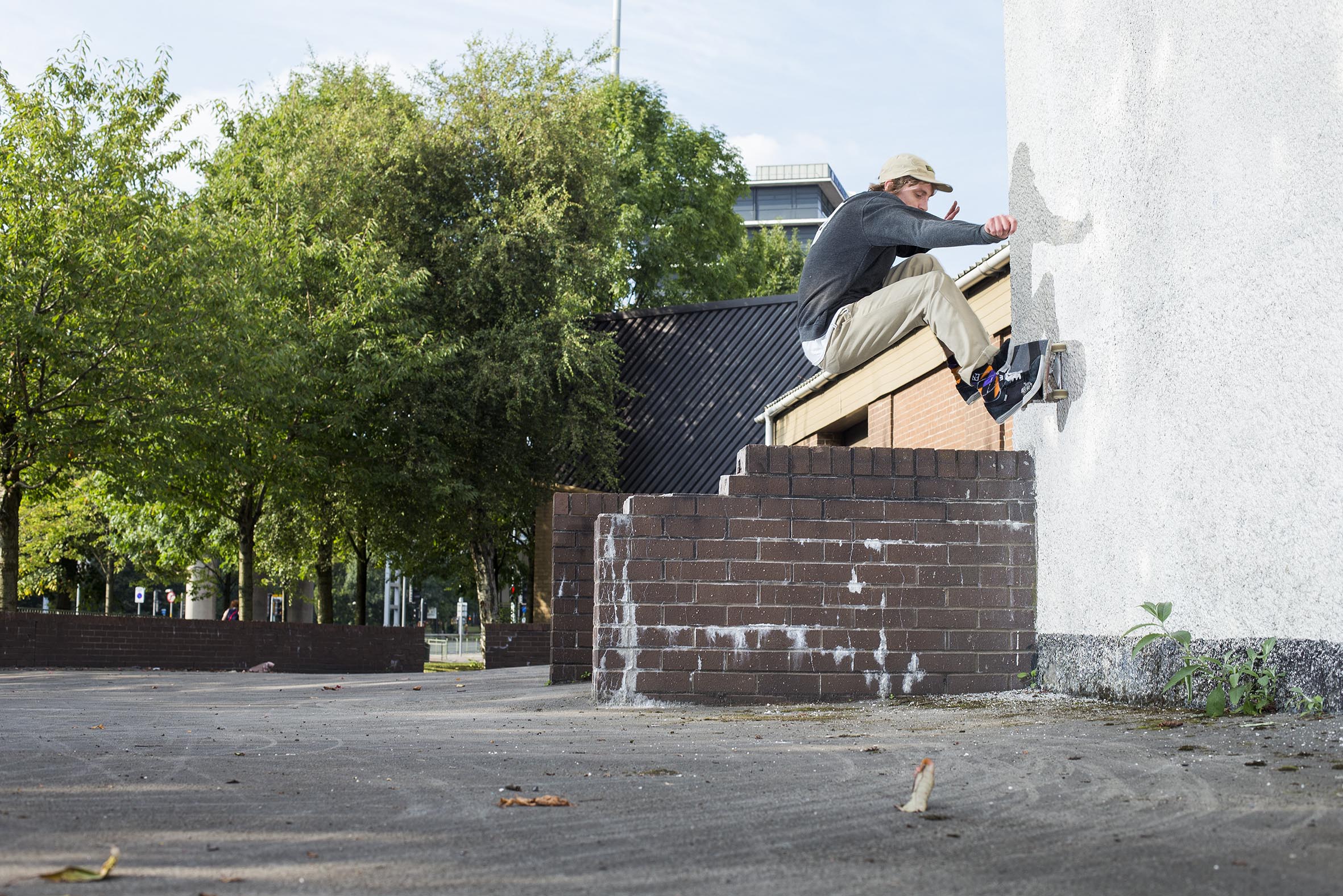 Lewis Threadgold - ollie over to wallride