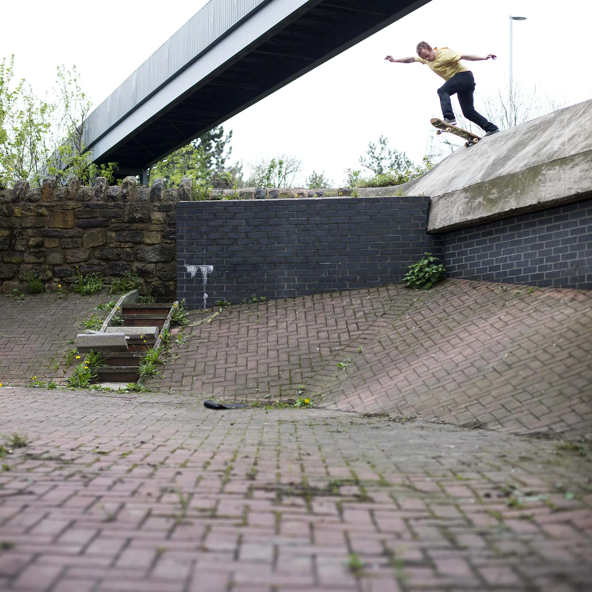 Dean Greensmith - backside tailslide