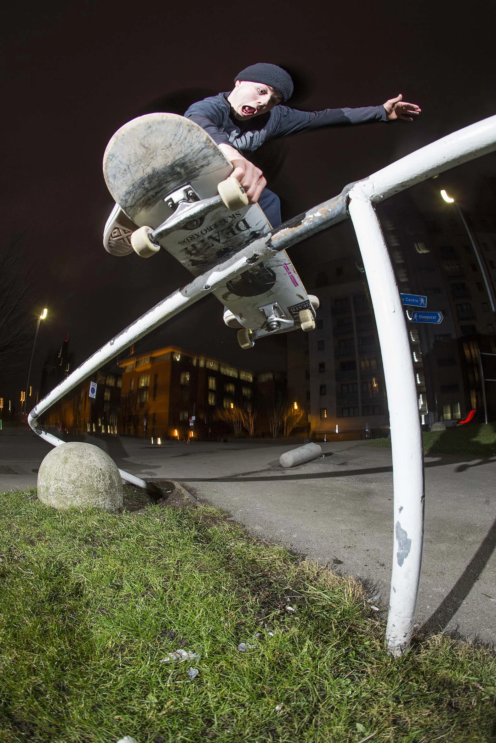 Blinky - boardslide up rag out