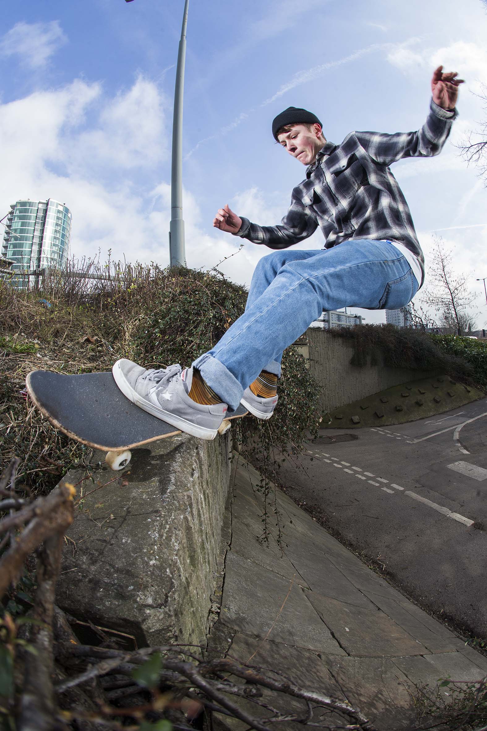 Matlok Bennett-Jones - frontside feeble stall