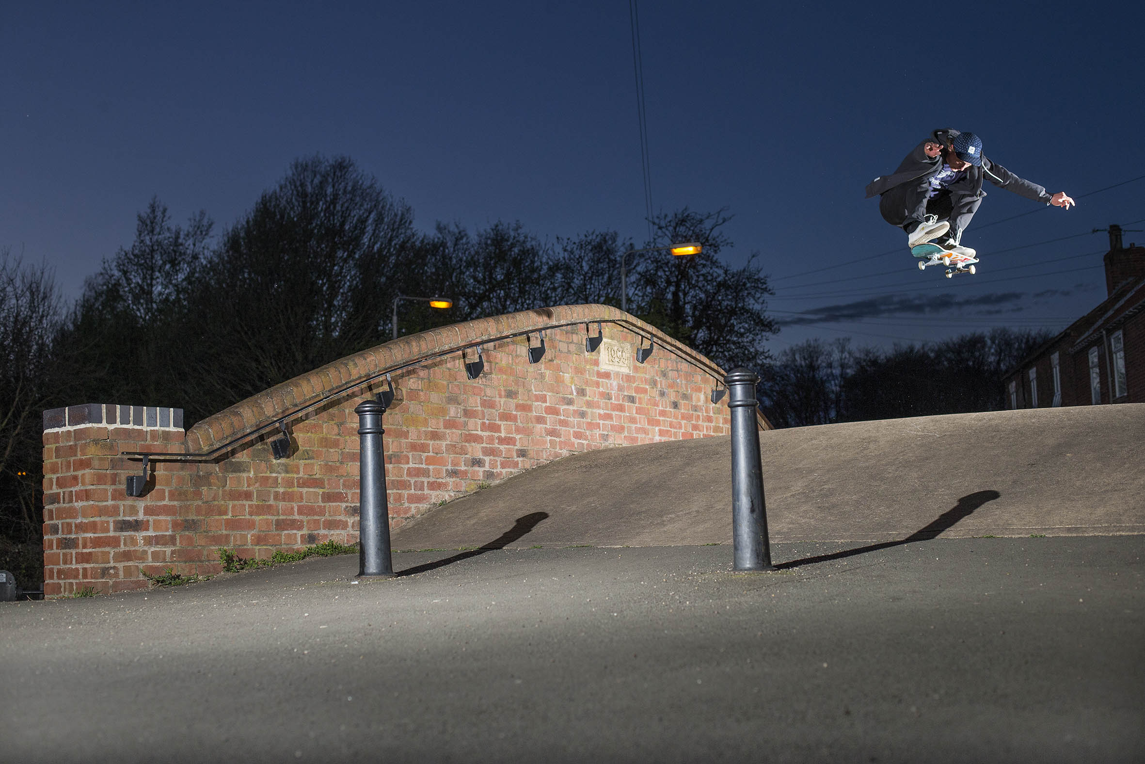 Mark Baines - heelflip