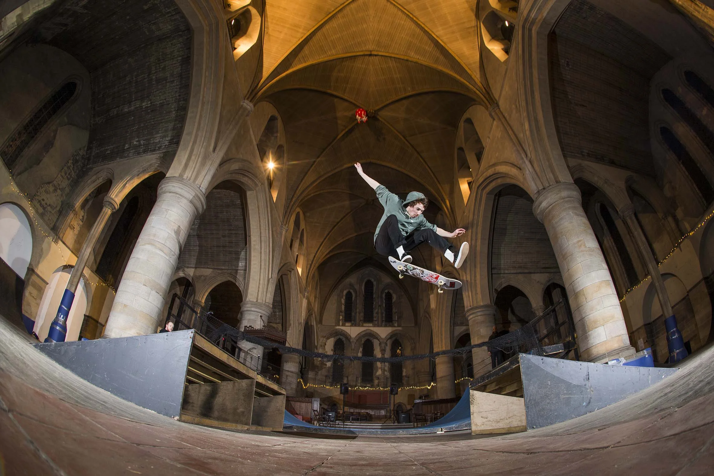 Kris Vile - kickflip