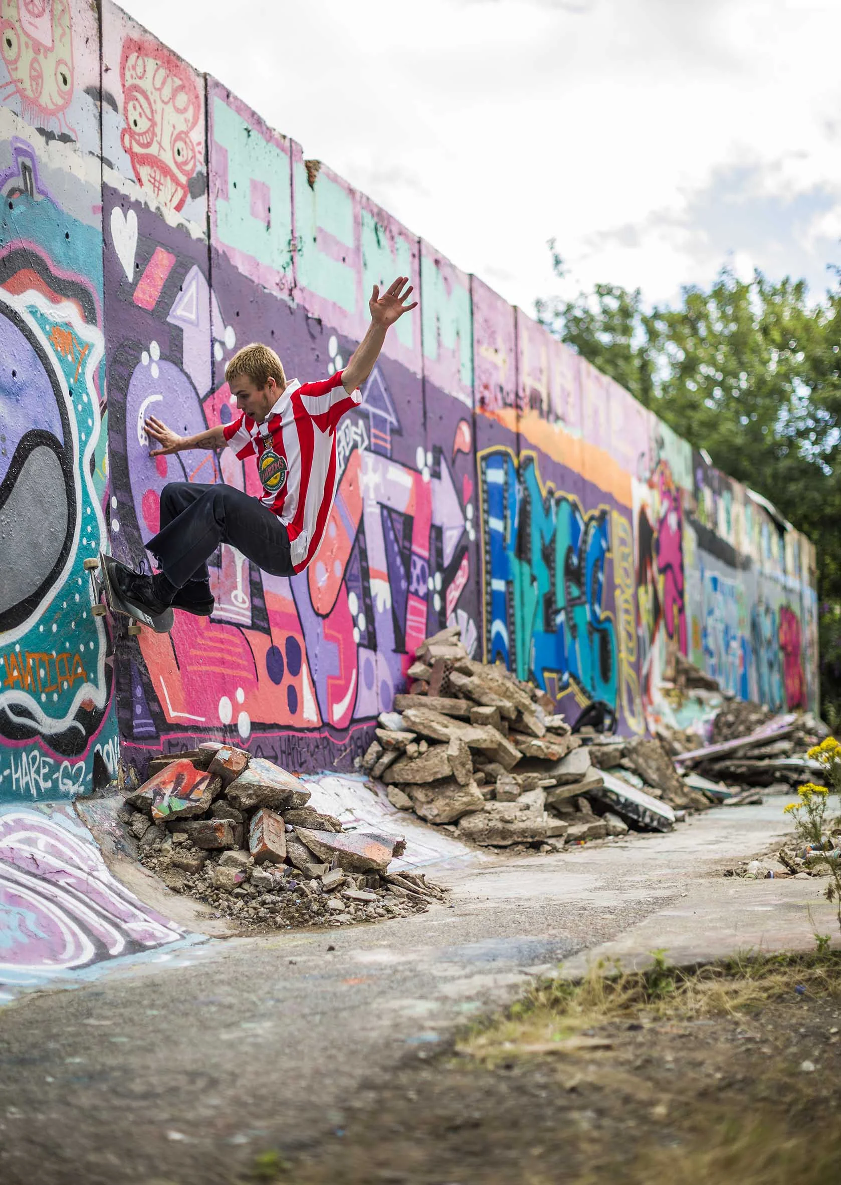 Blinky - frontside wallride