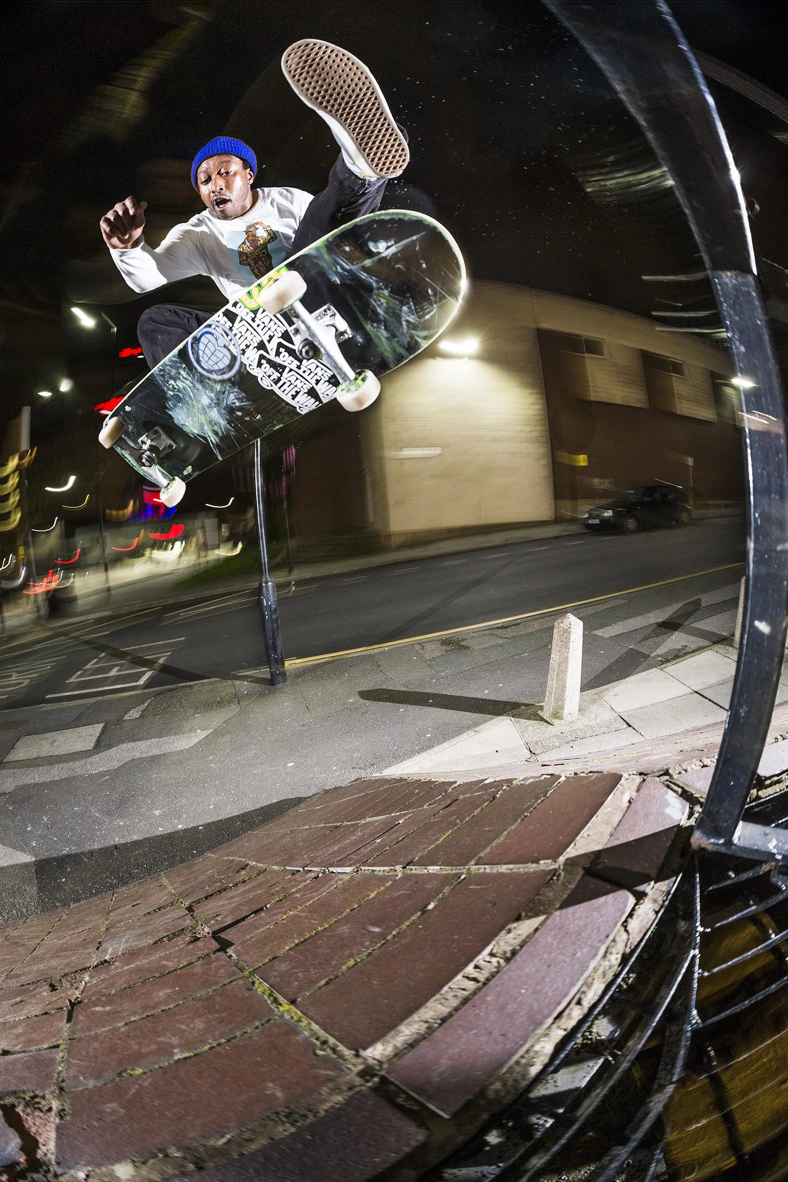 Shaun Currie - alley oop frontside kickflip