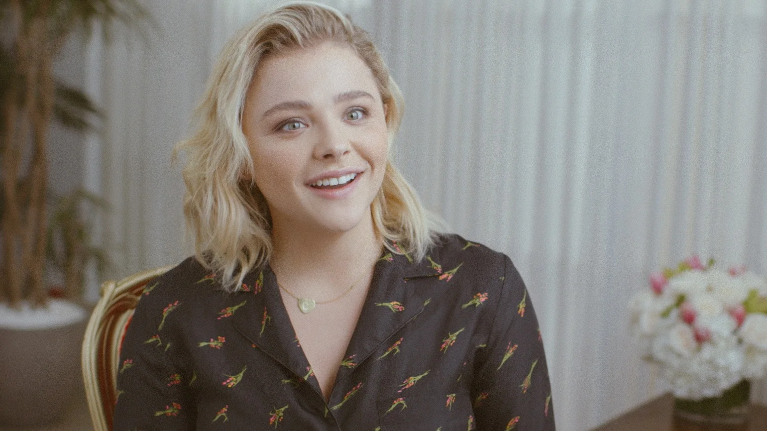 Chloe Moretz Interview wide 1.jpg