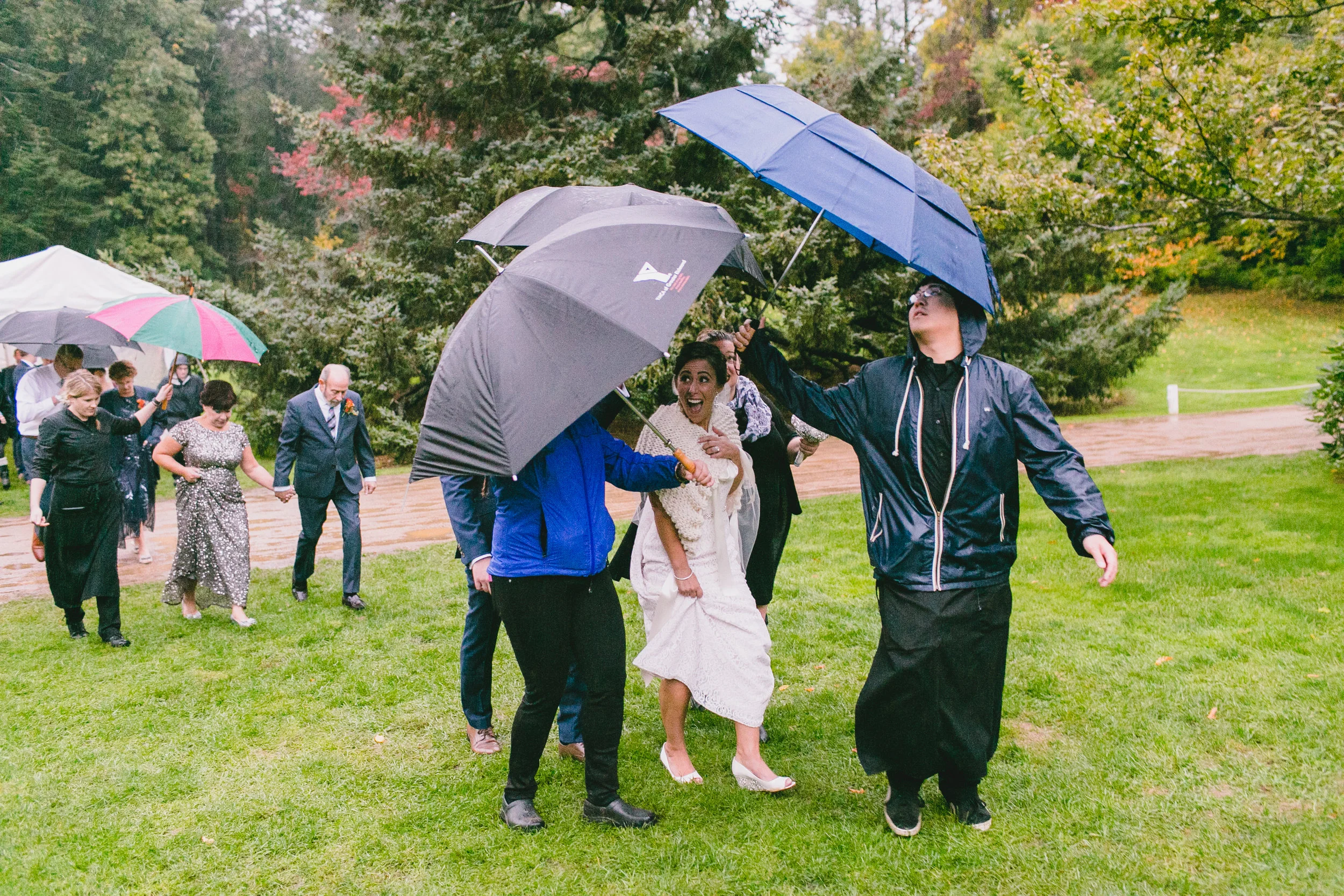 Moraine farm rainy wedding