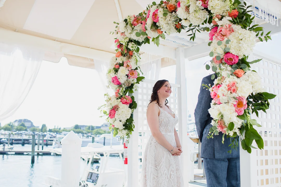 regatta-place-newport-ri-wedding--00010.jpg