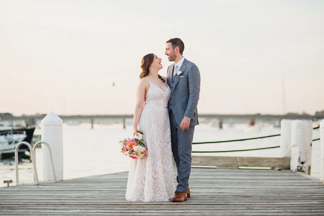 regatta-place-newport-ri-wedding--00021.jpg