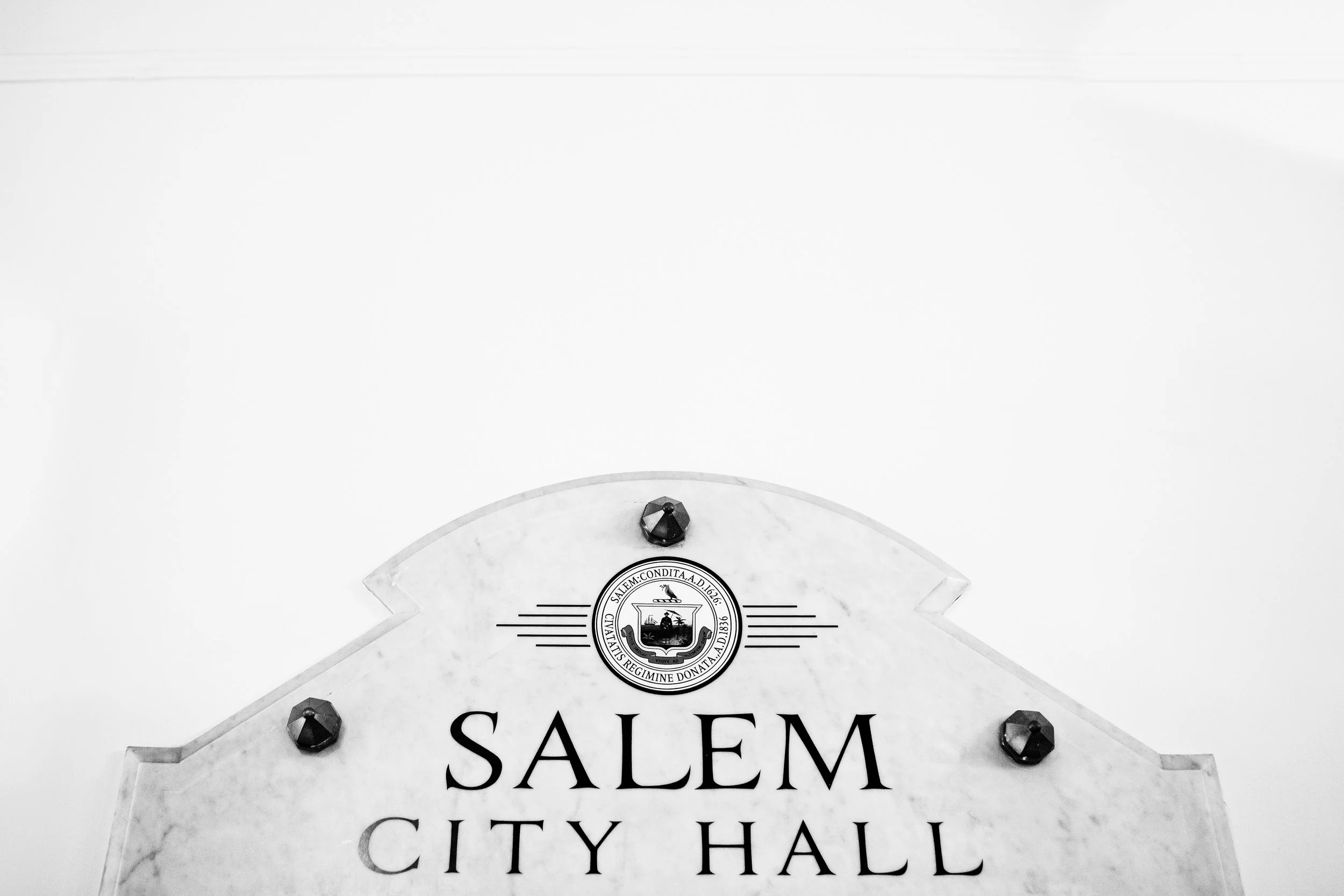 Salem-ma-city-hall-wedding-01.JPG