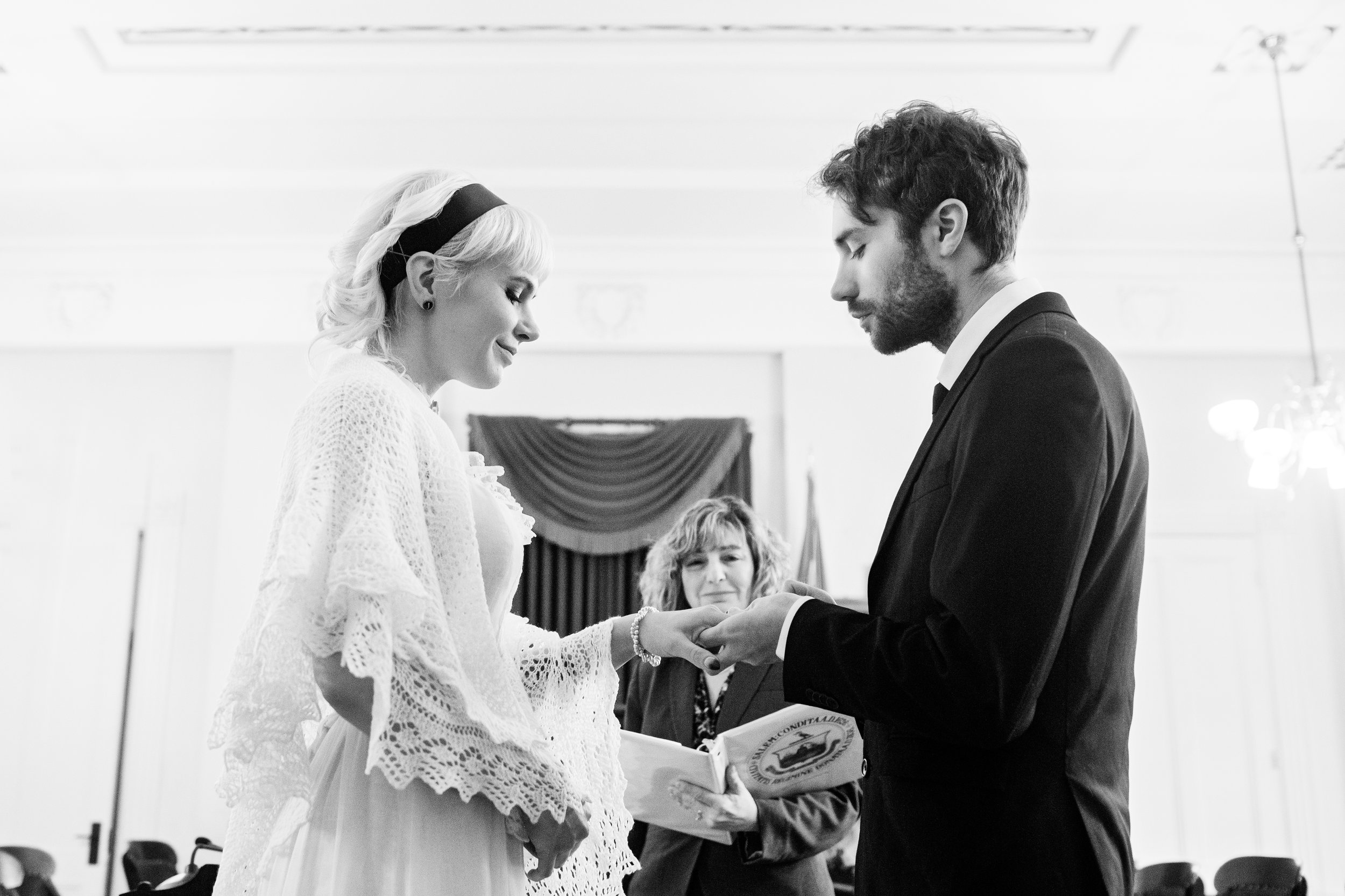 Salem-ma-city-hall-wedding-04.JPG