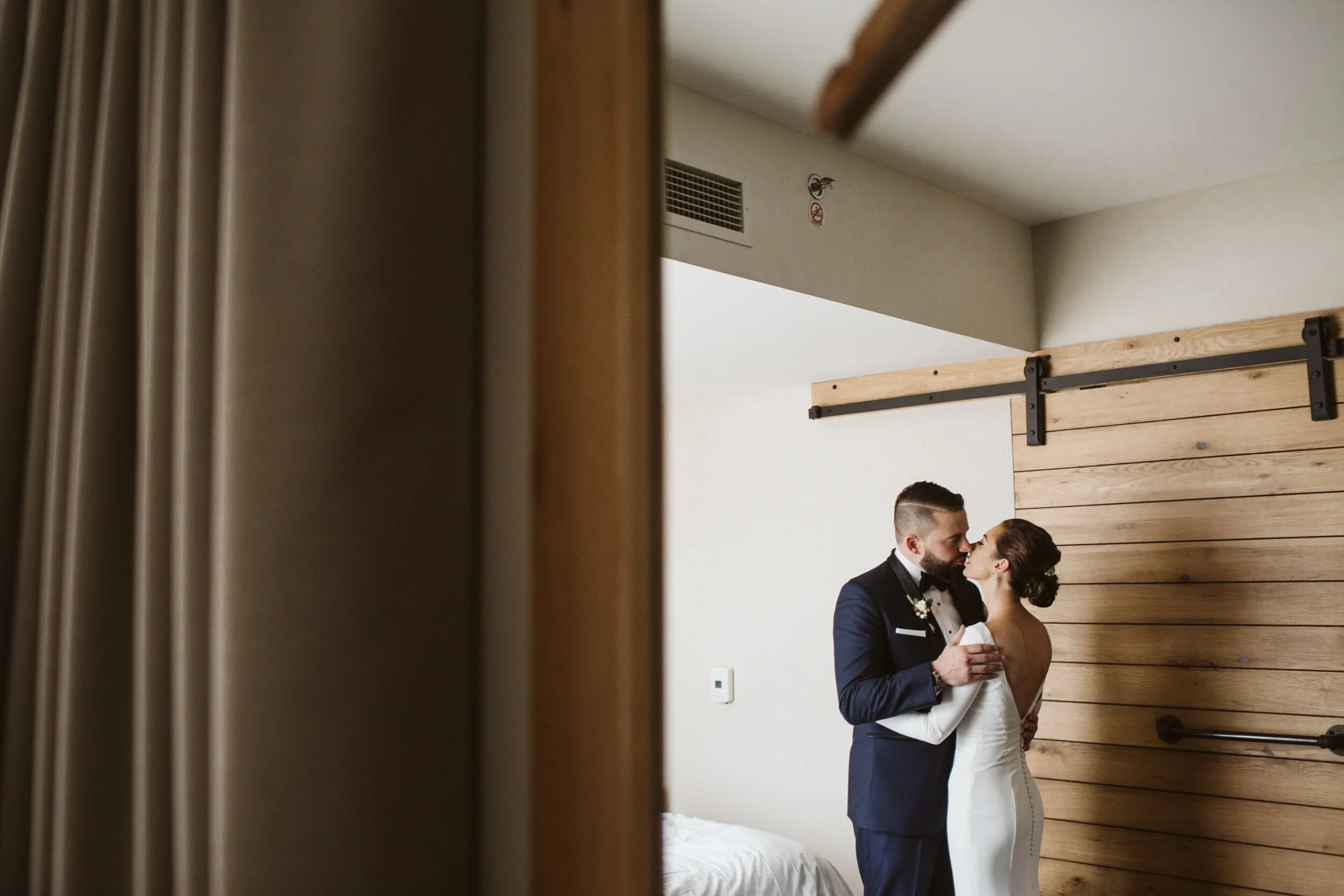 Boston Restaurant Wedding Photos