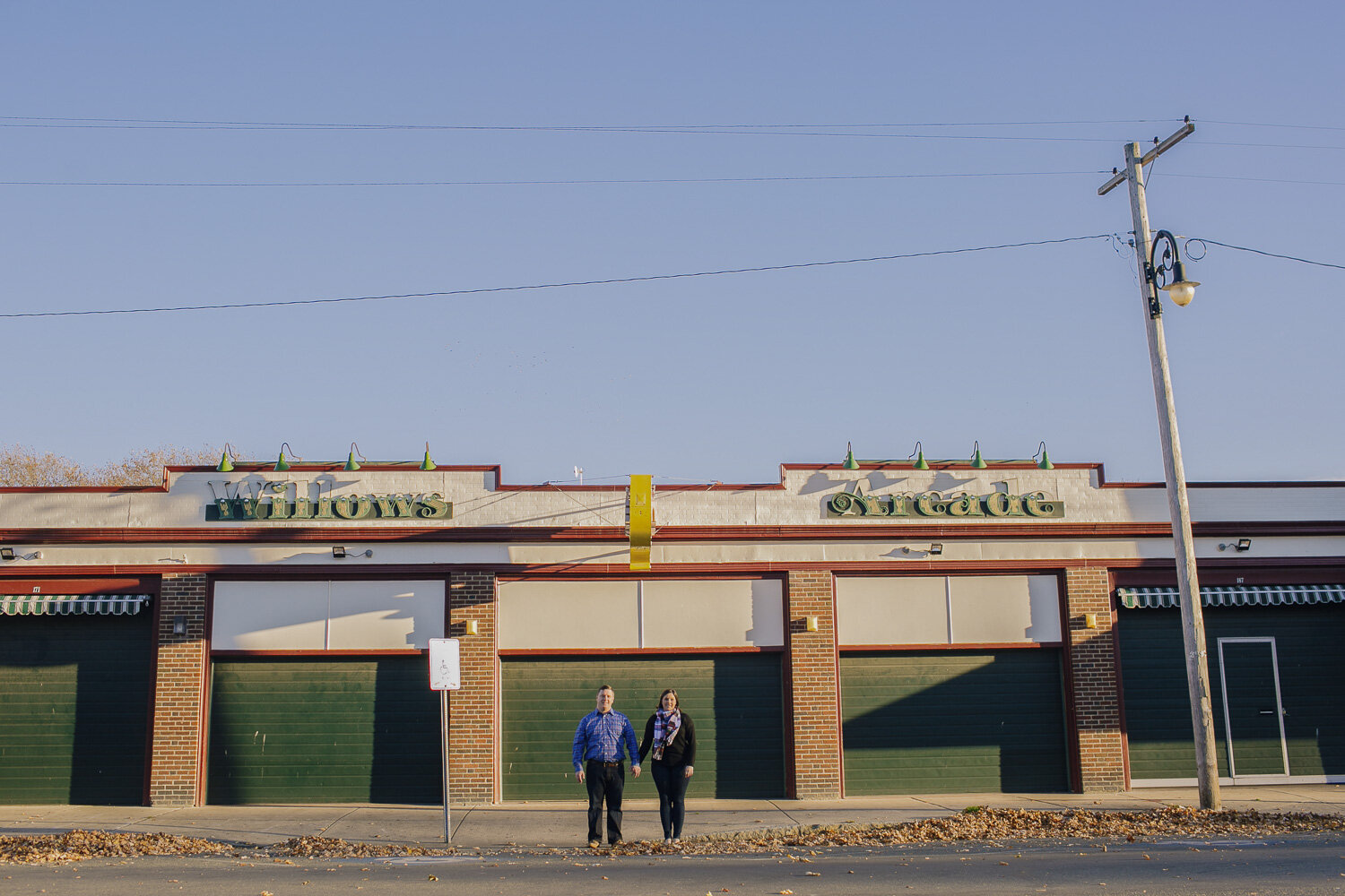 Salem-Willows-Engagement-Photo-Location-004.JPG