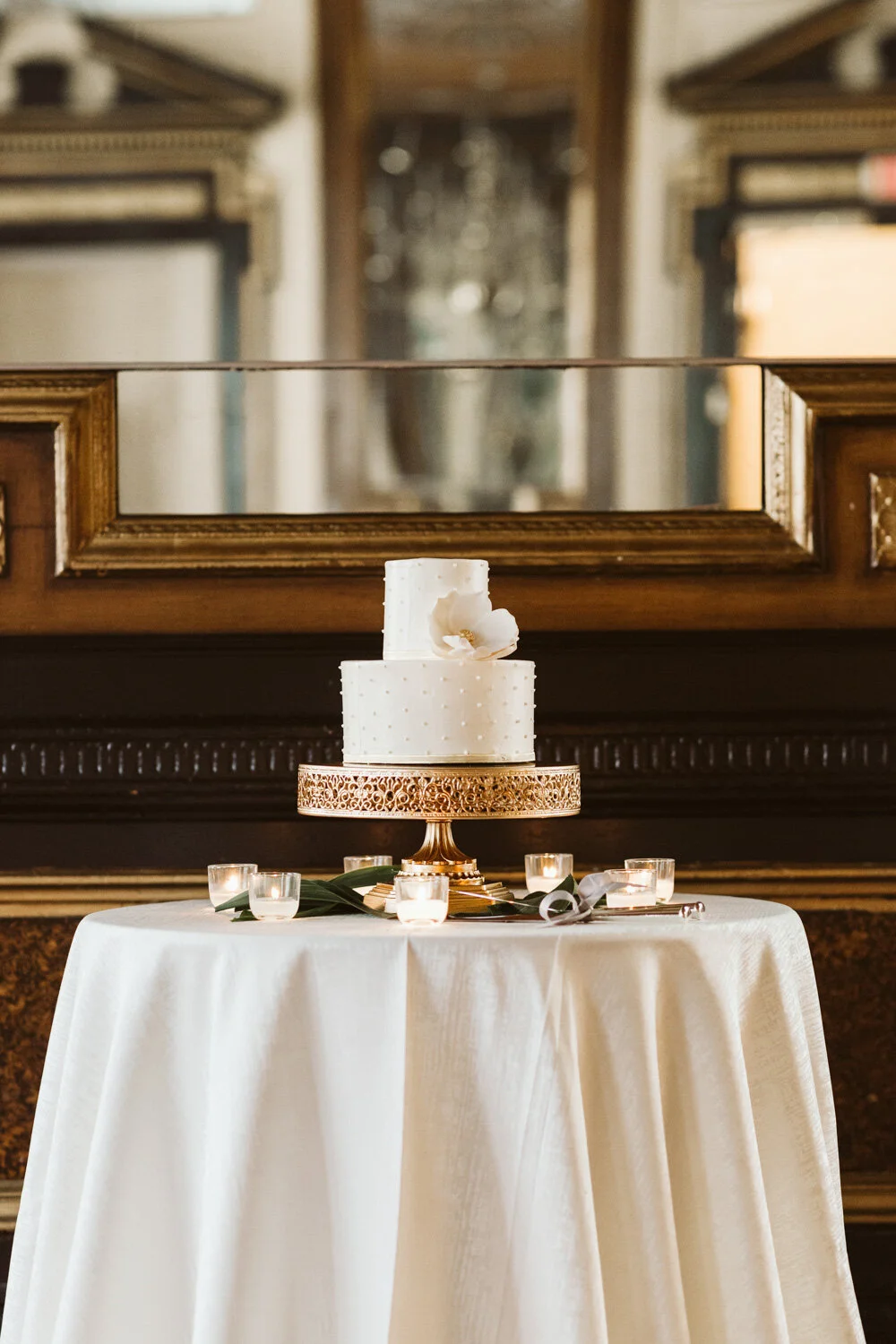 Fairmont-Copley-Plaza-Mirco-Wedding-Photos-41.jpg