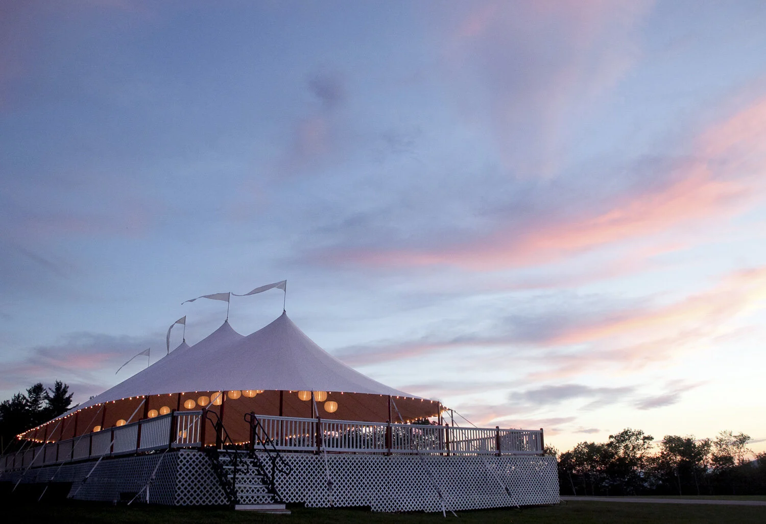 Tent Wedding Venues in MA.jpg
