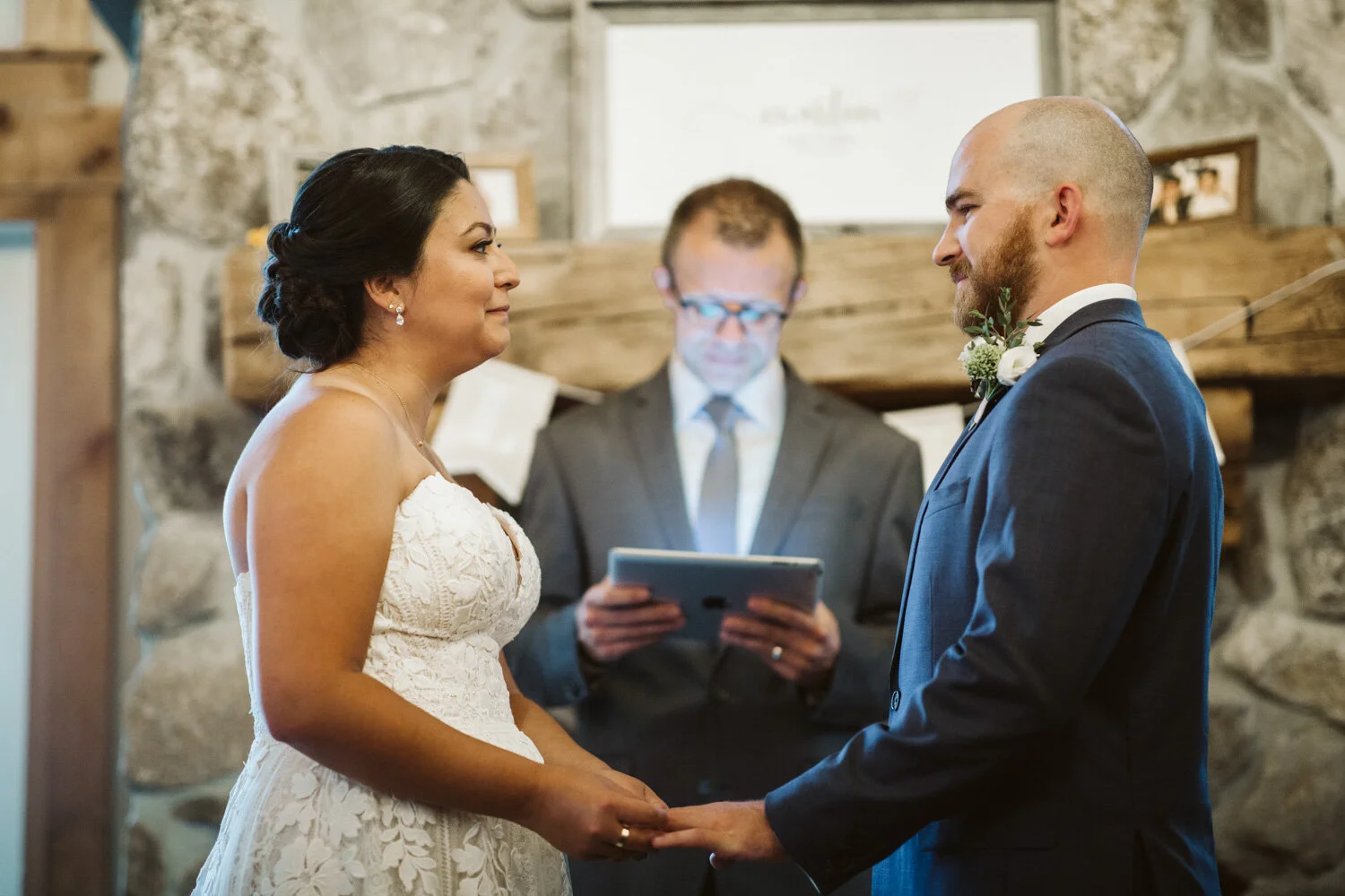 Peirce-Farm-at-Witch-Hill-Wedding--32.jpg