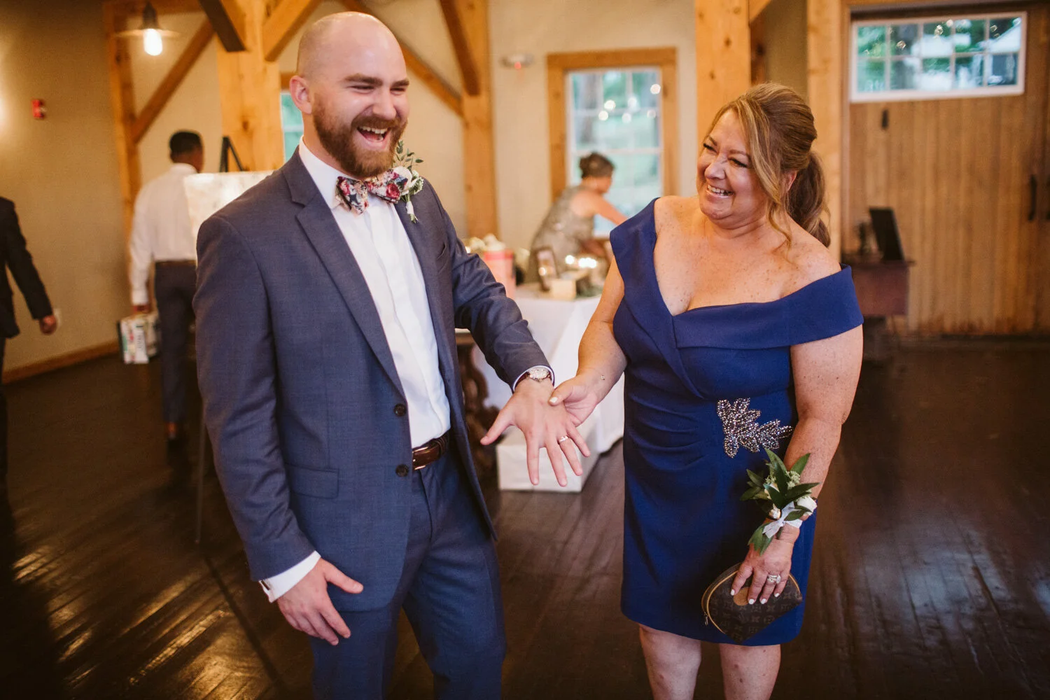 Peirce-Farm-at-Witch-Hill-Wedding--34.jpg
