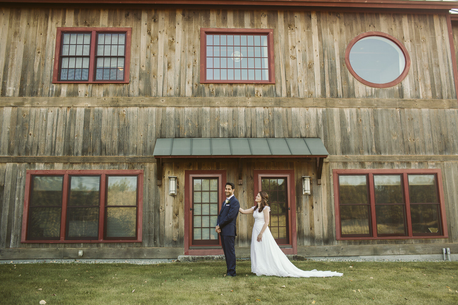 New-England-Fall-Wedding-Photos--1025.jpg