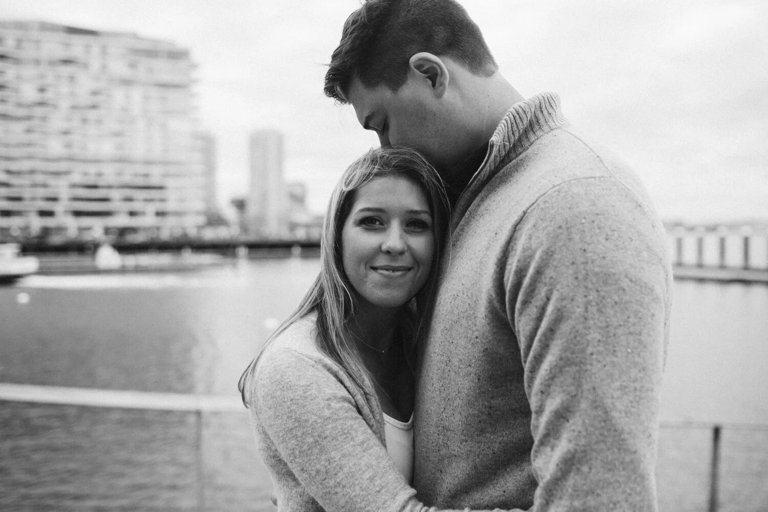 seaport-boston-engagement-photos--1.jpg