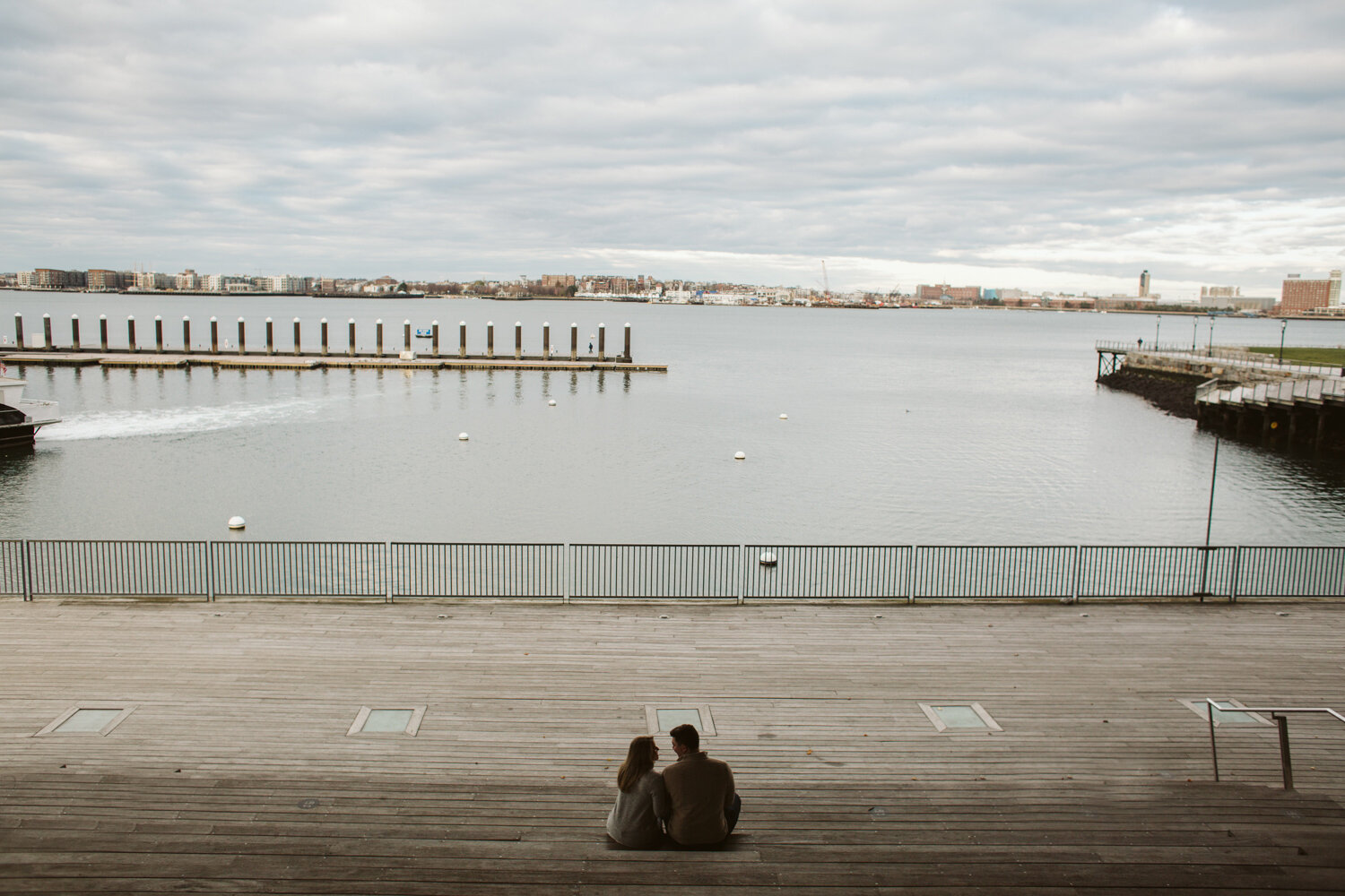 seaport-boston-engagement-photos--4.jpg