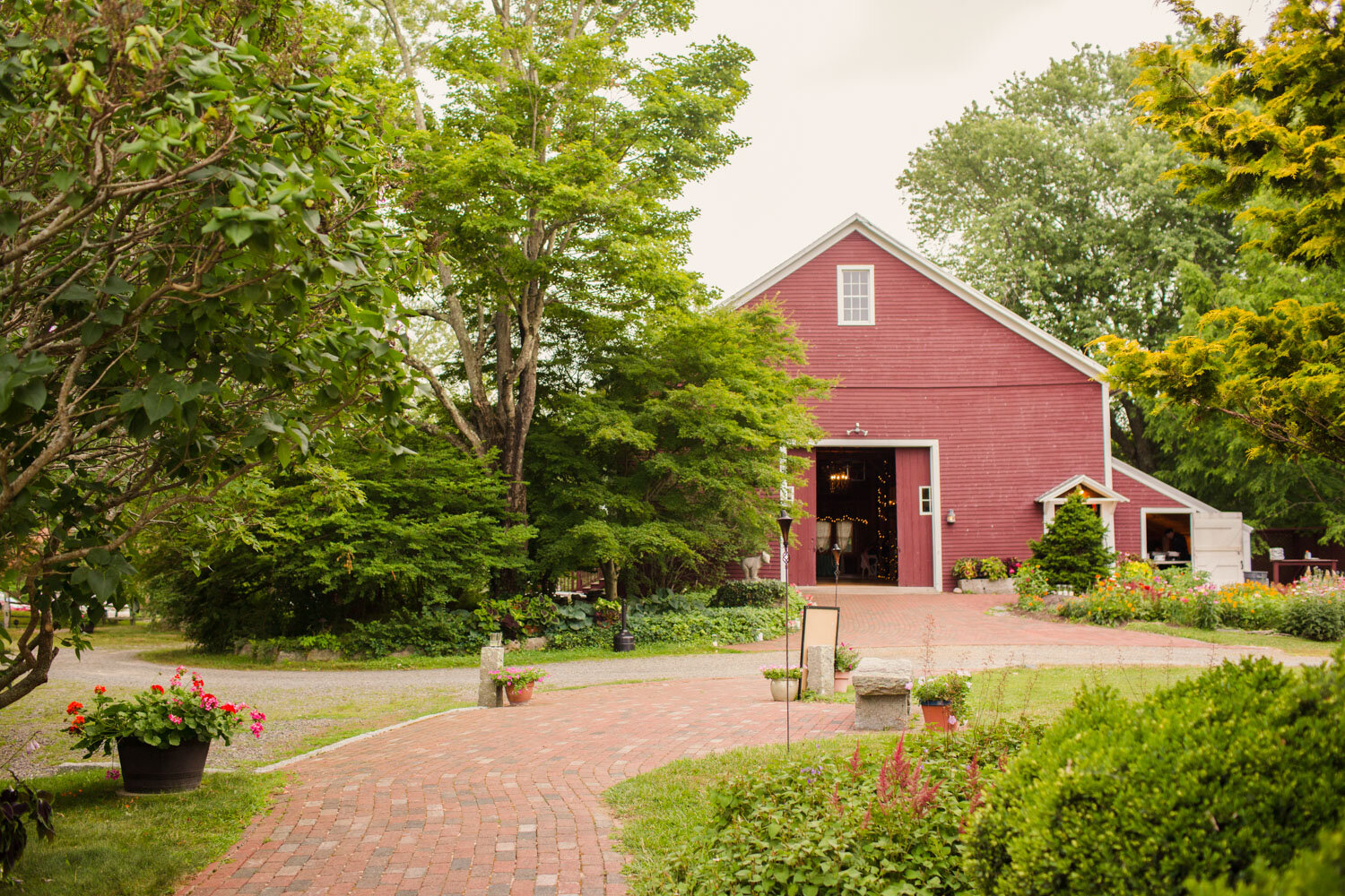 New-England-Barn-Wedding-Venues-14.jpg