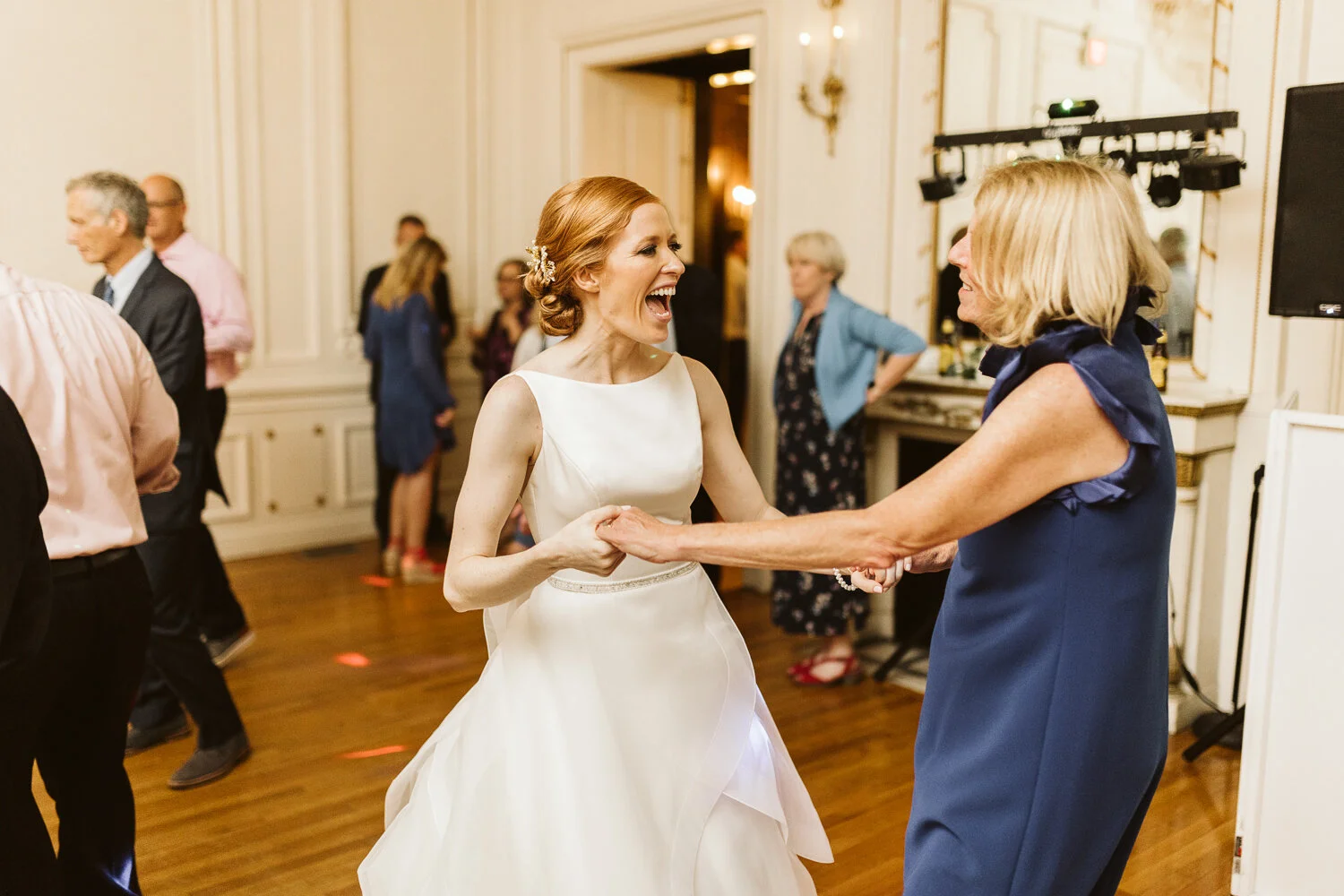 Wedding-Photos-at-Tupper-Manor--41.jpg