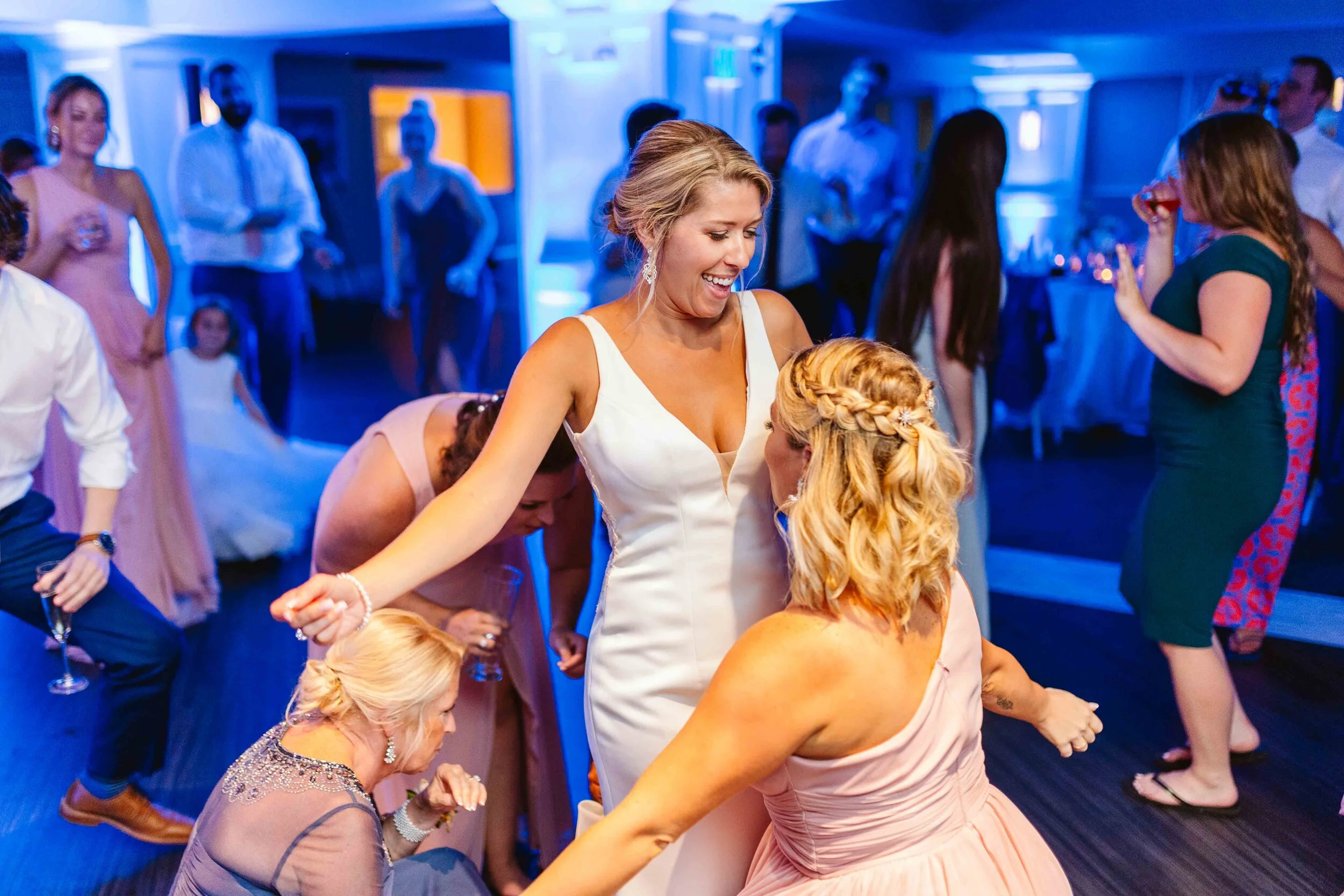 Wedding-Photos-Nantasket-beach-resort--95.jpg